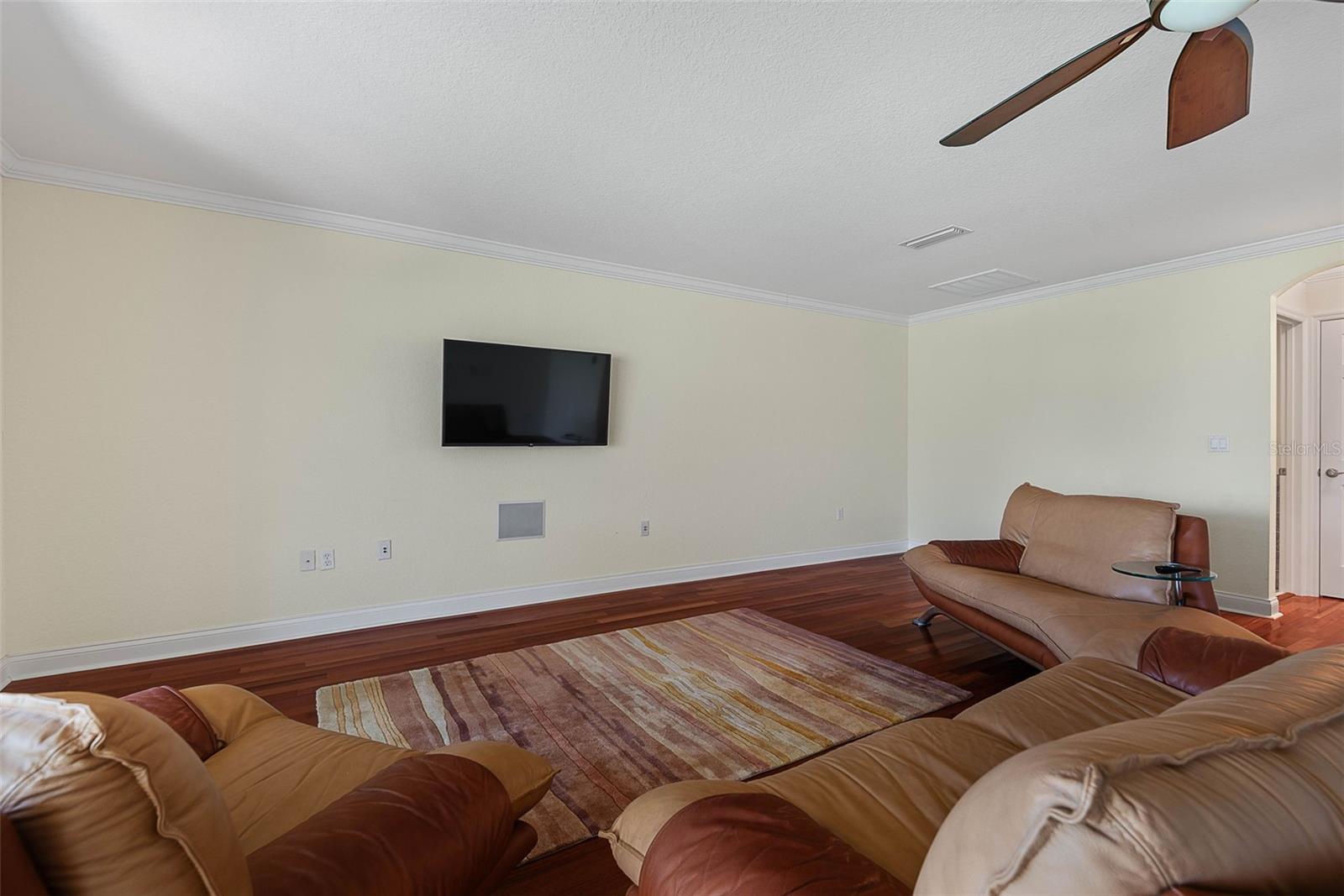 18 N Park Ln Property Photo 53