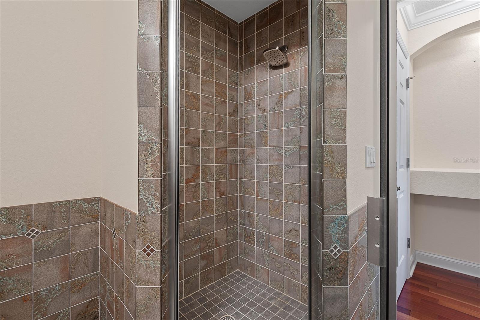 18 N Park Ln Property Photo 57