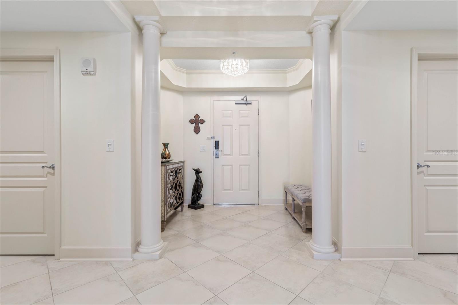 200 Ocean Crest Dr #912 Property Photo 5