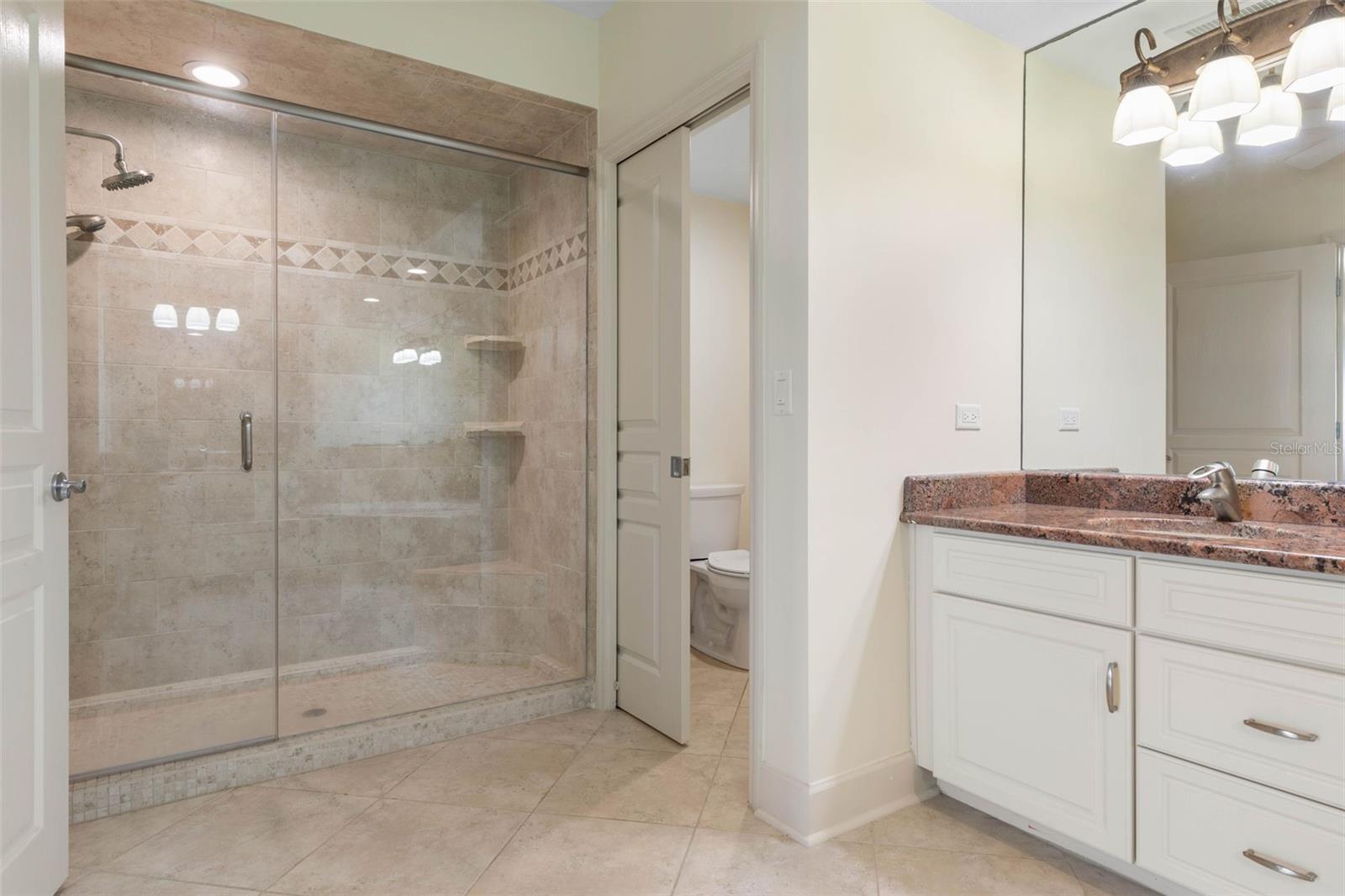 200 Ocean Crest Dr #912 Property Photo 29