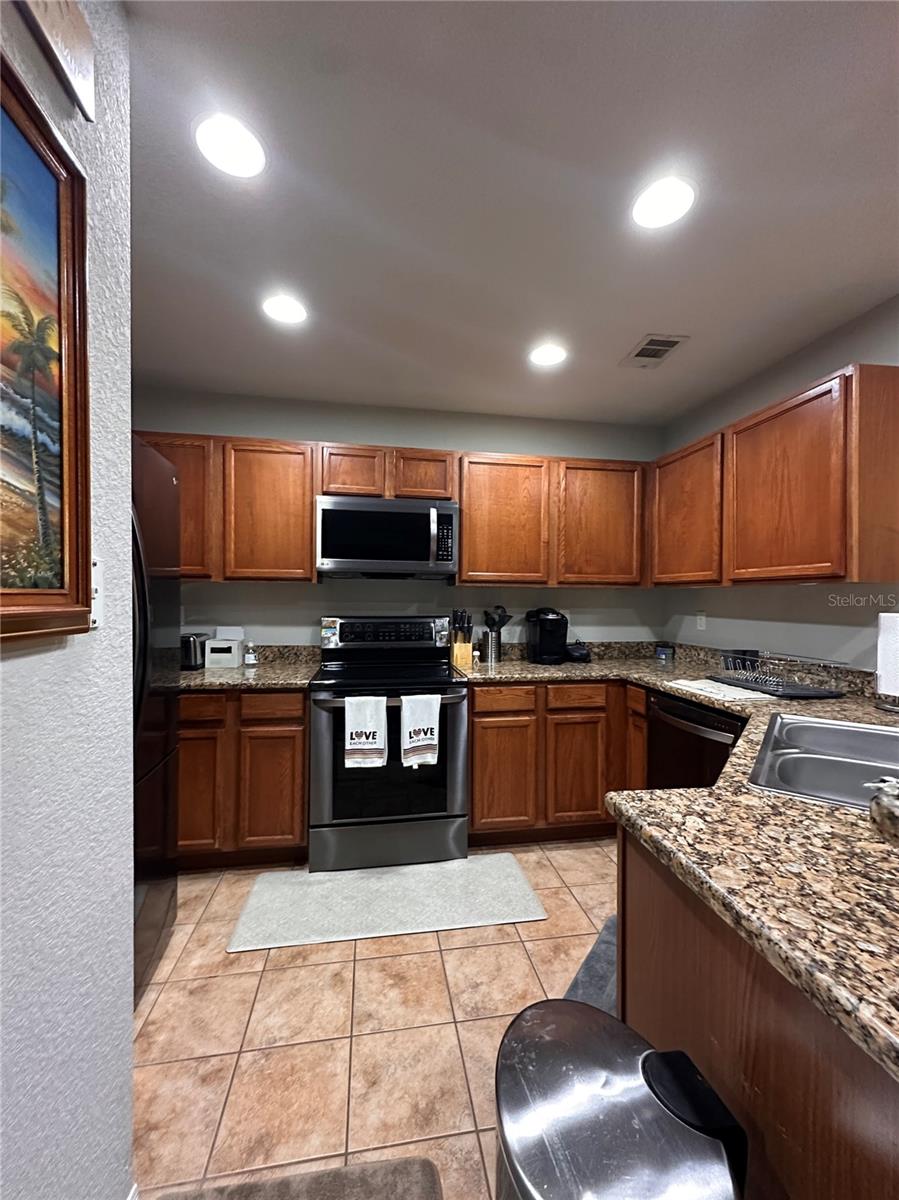 4600 E Moody Blvd #8n Property Photo 8