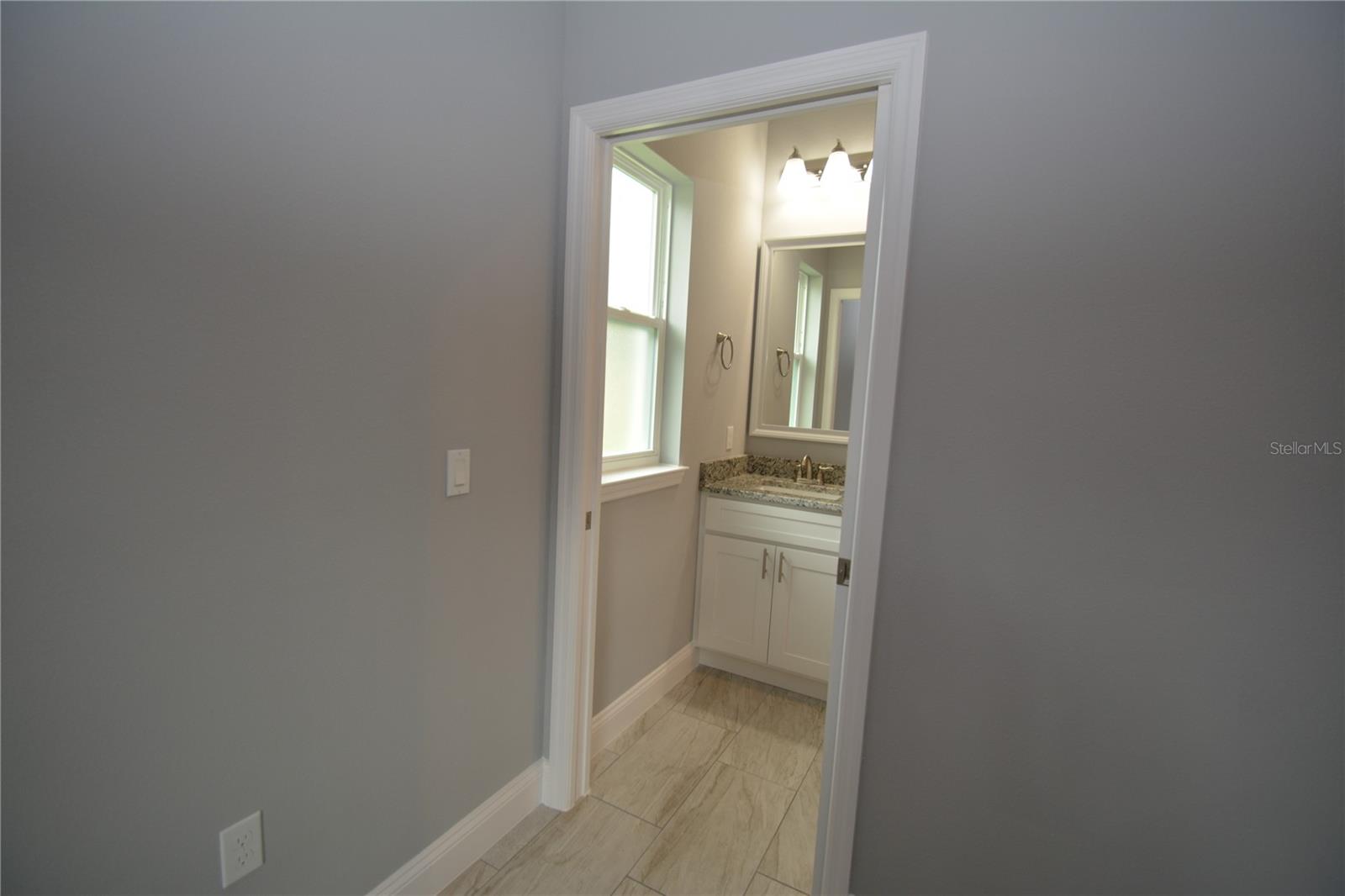 94 Slumber Meadow Trl #b Property Photo 17