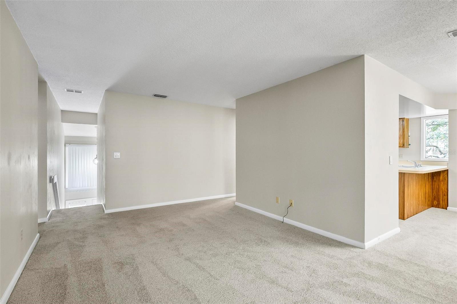 14 Oakmont Ct #14 Property Photo 4