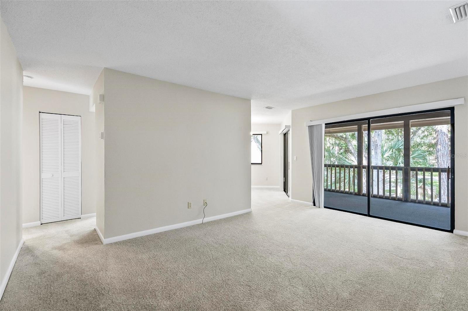 14 Oakmont Ct #14 Property Photo 7