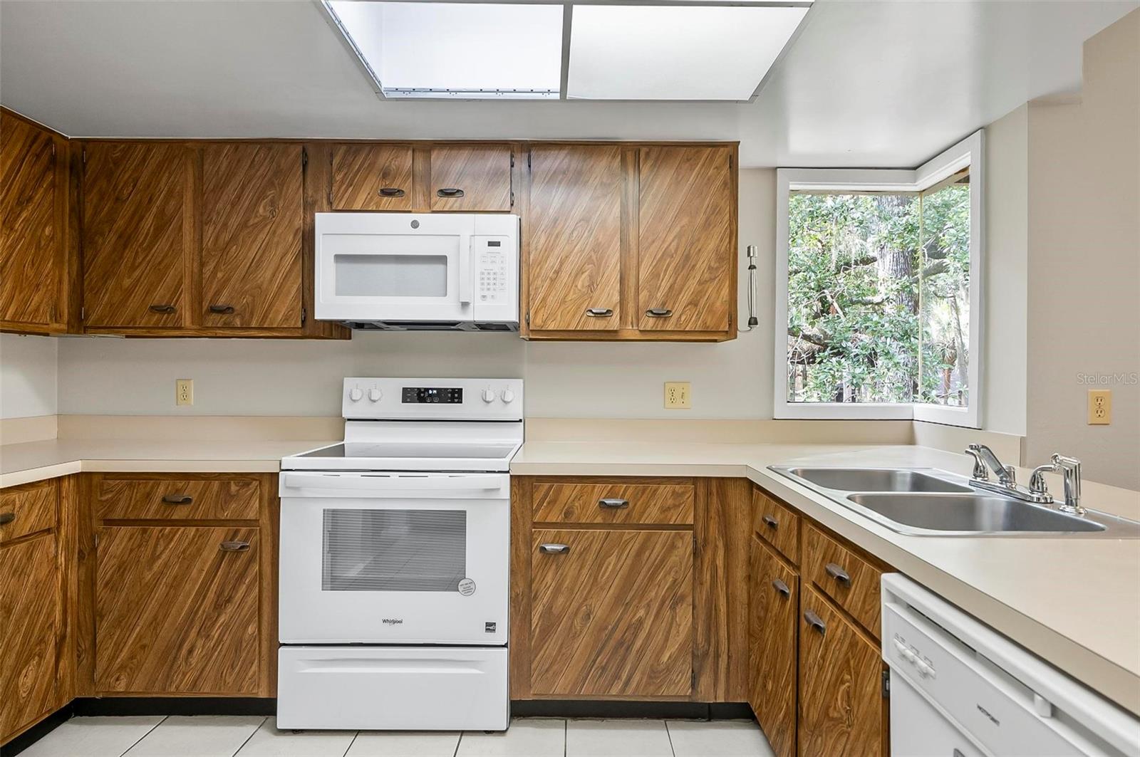 14 Oakmont Ct #14 Property Photo 14