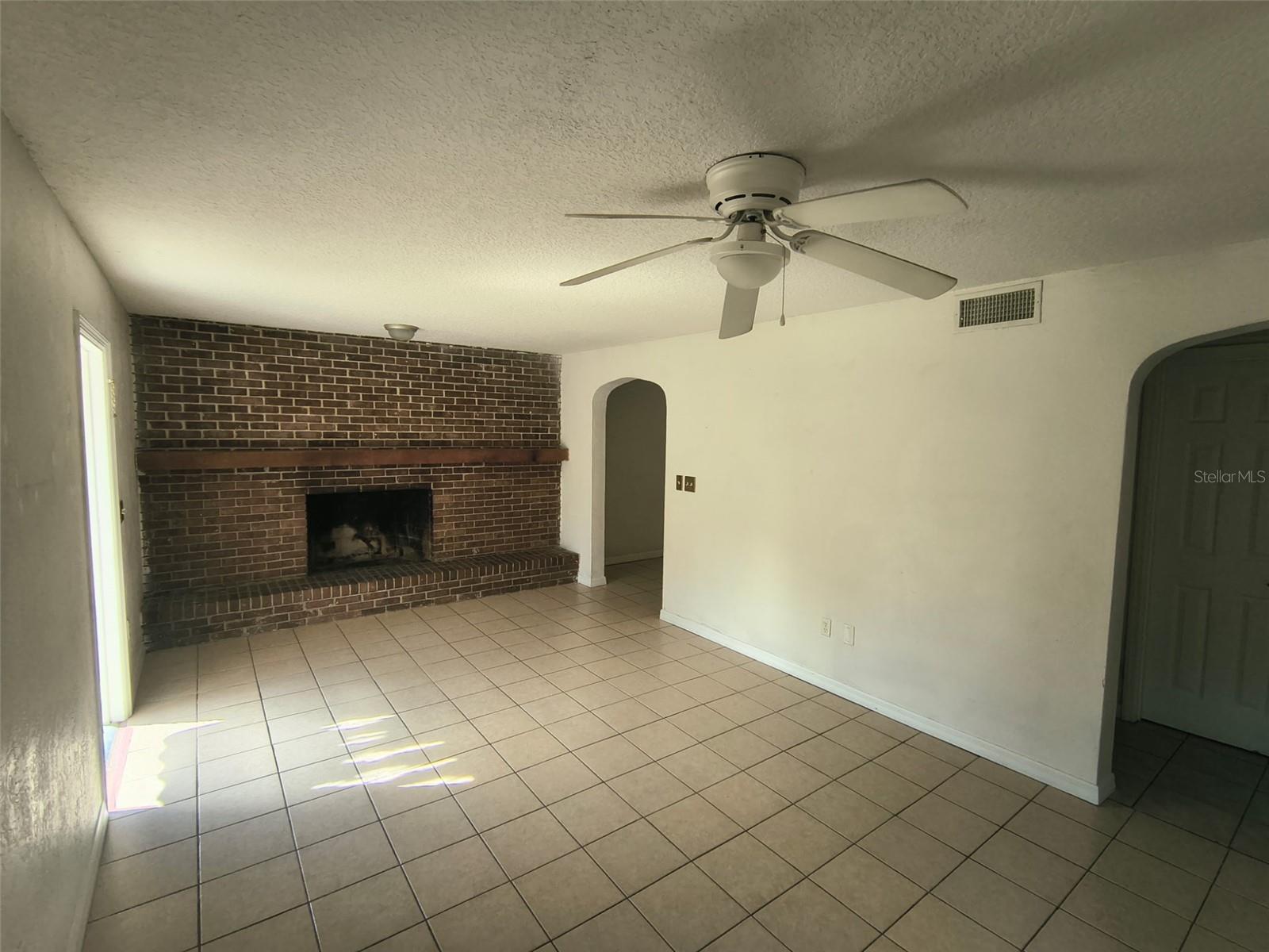 601 Hardy St #2 Property Photo 8