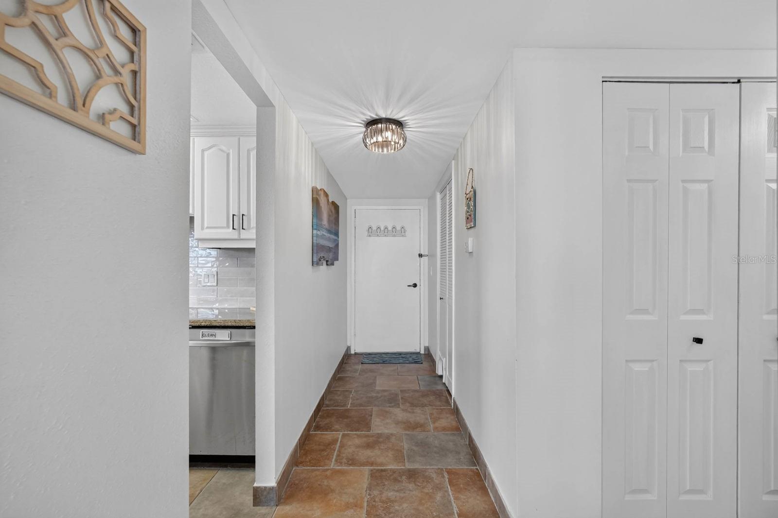 2828 N Atlantic Ave #305 Property Photo 14