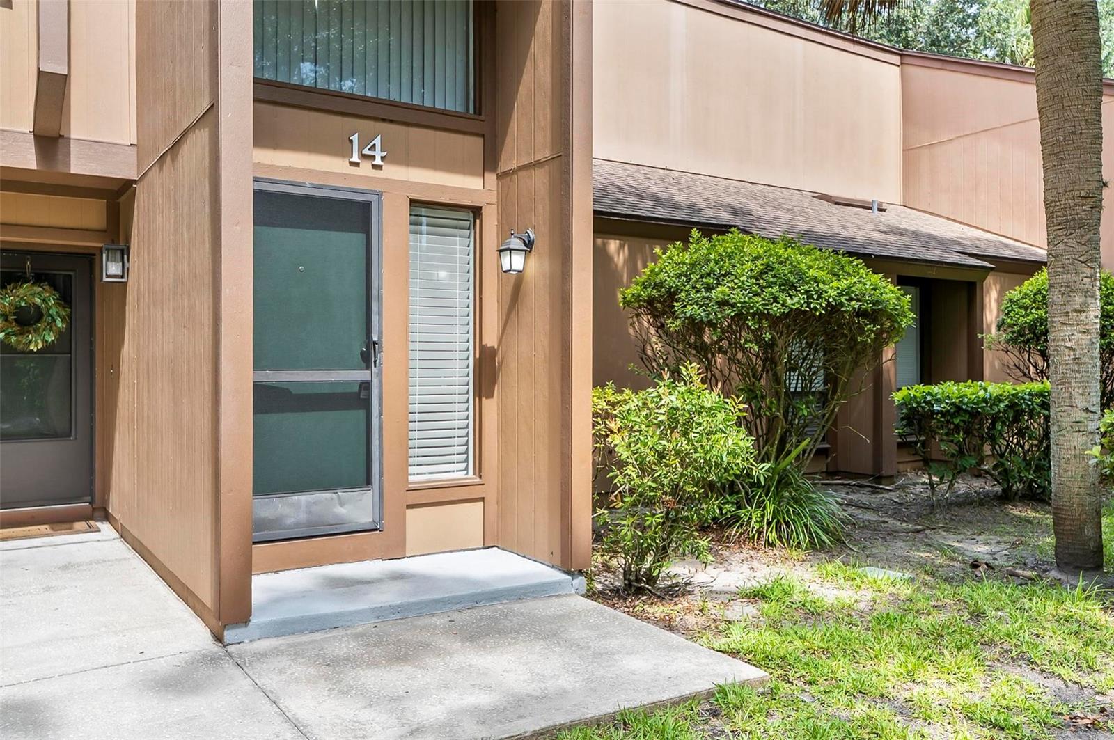 14 OAKMONT CT #14 Property Photo 1