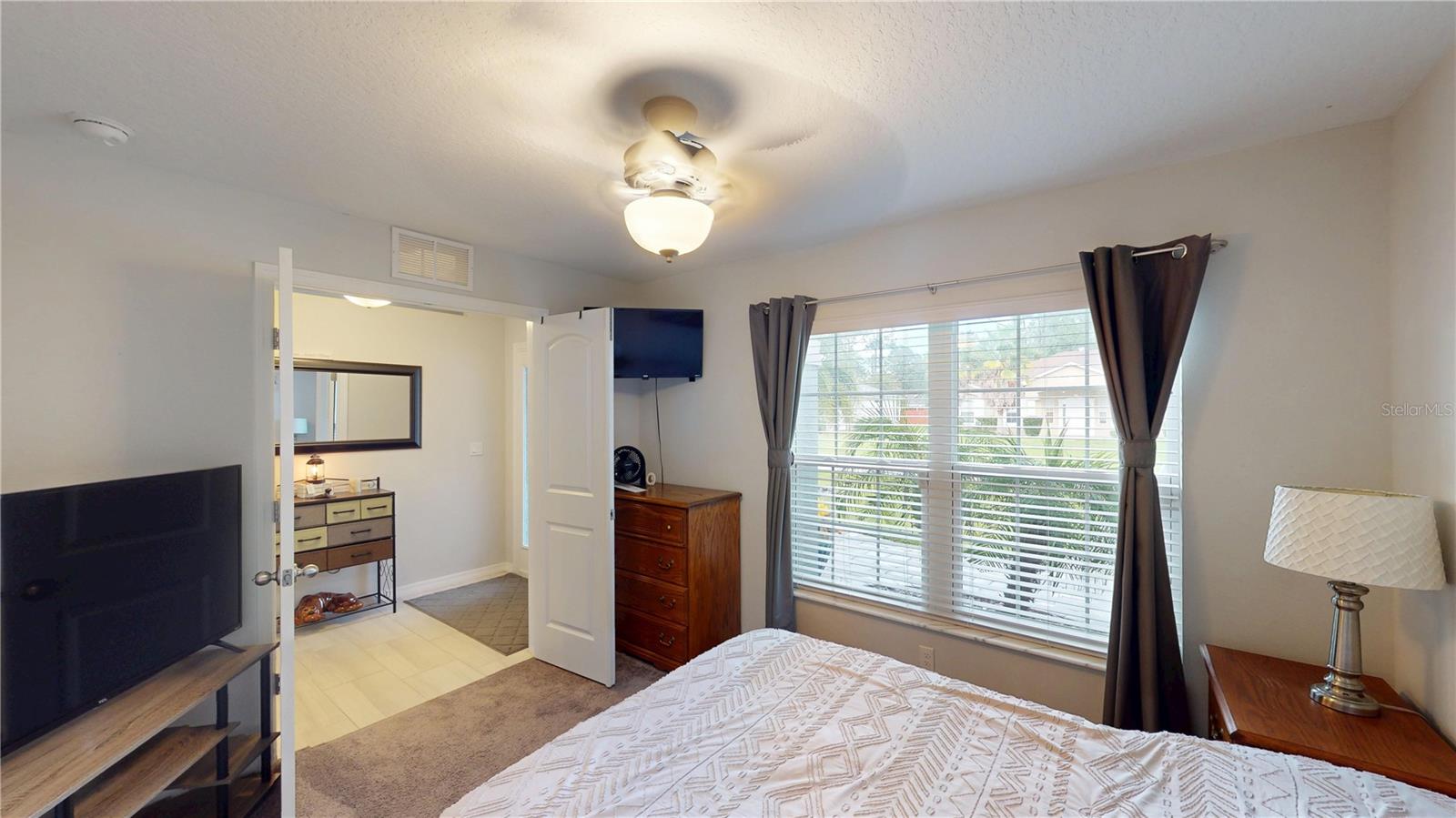 4 Lincoln Pl Property Photo 29