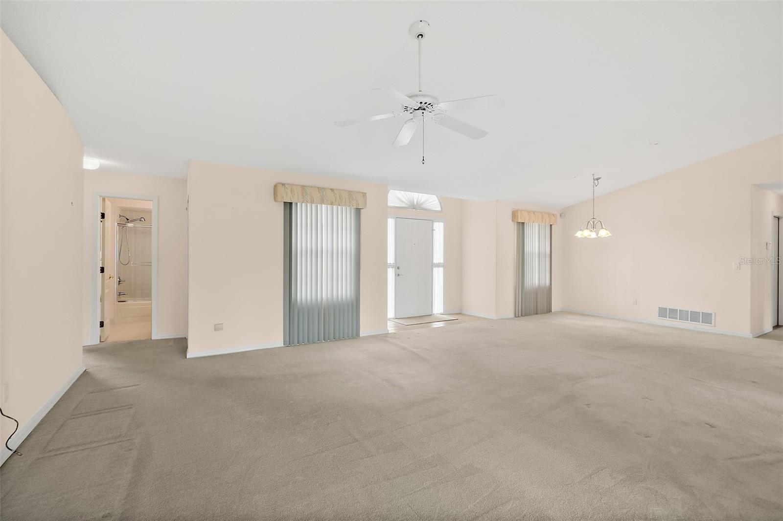 144 Westgrill Dr Property Photo 9