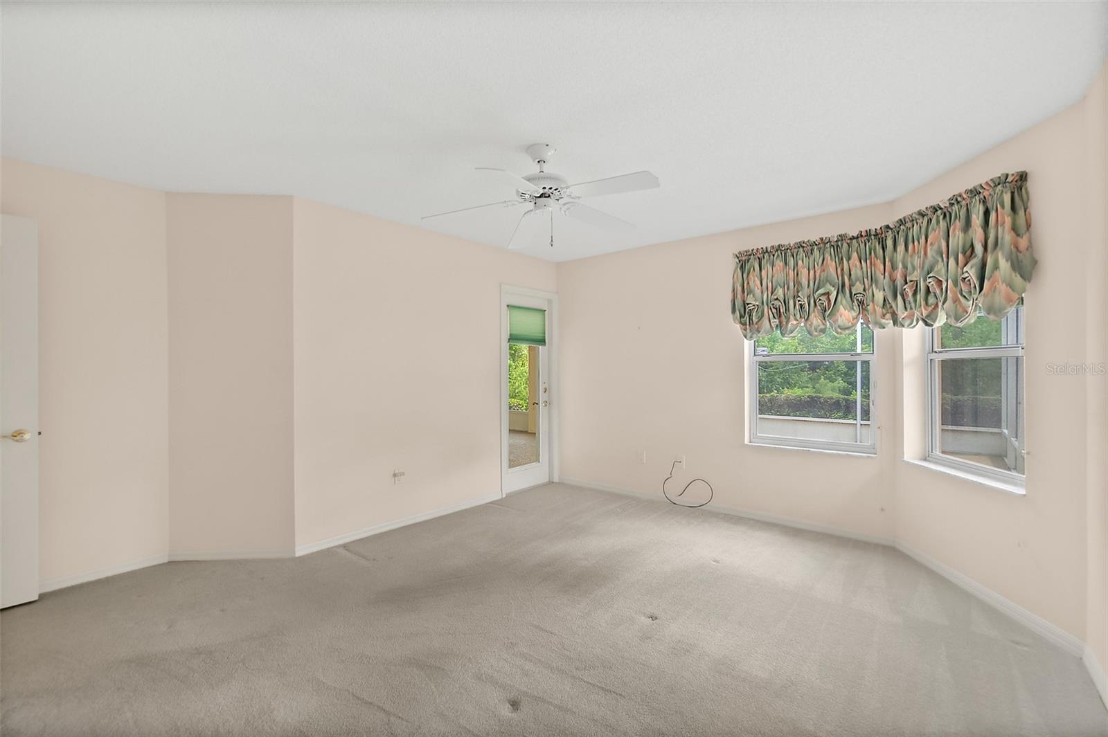144 Westgrill Dr Property Photo 14