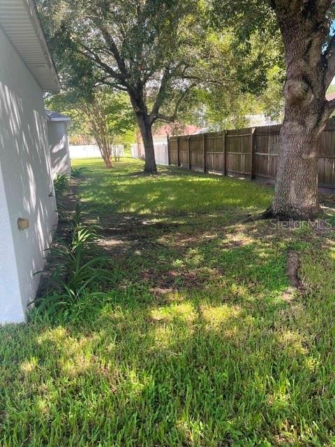 20 Empire Ln #b Property Photo 4