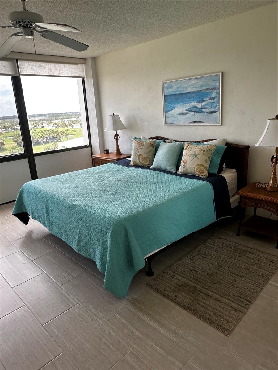 3580 S Oceanshore Blvd #609 Property Photo 13