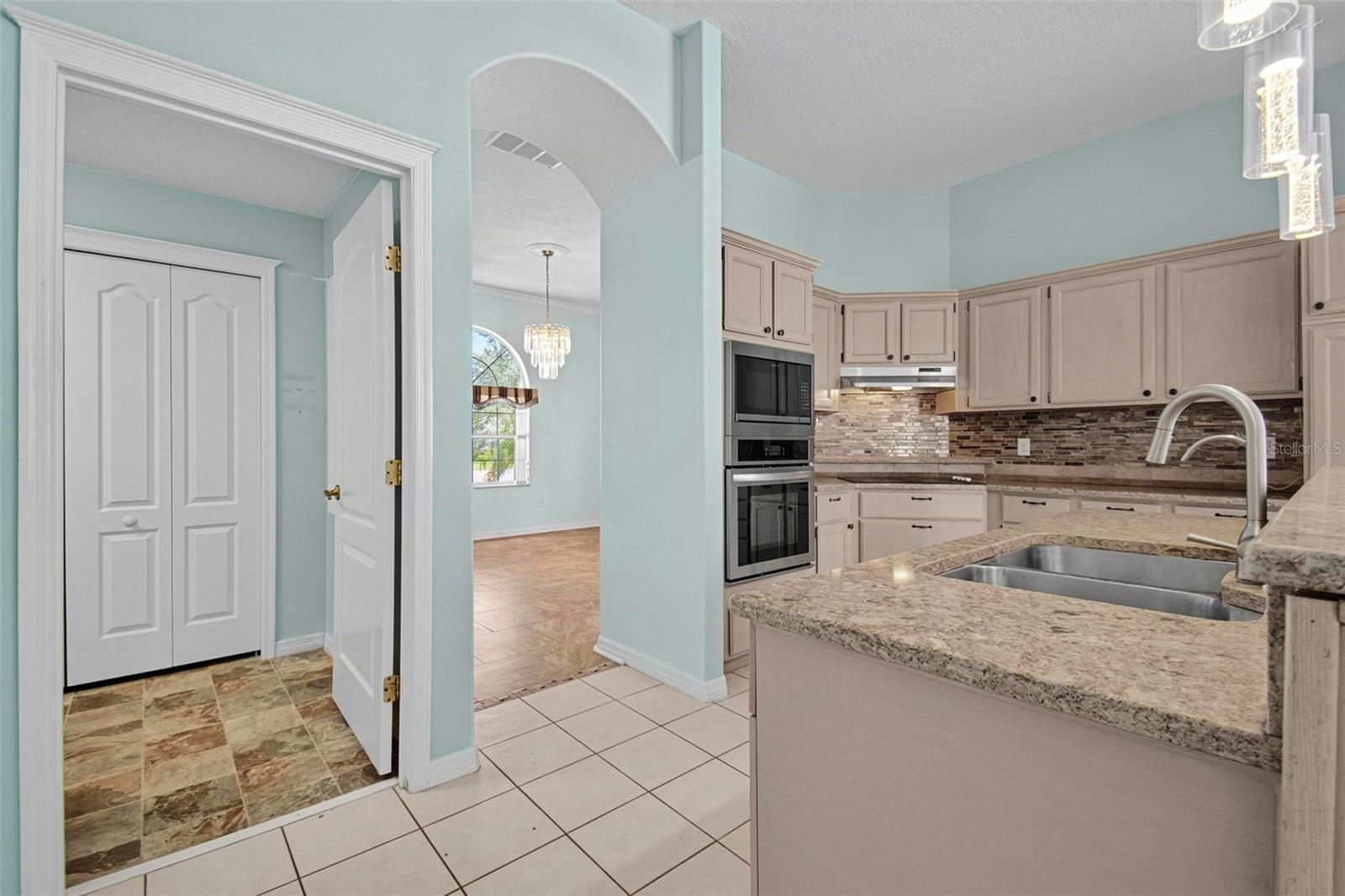 10 Chelsea Ct Property Photo 26