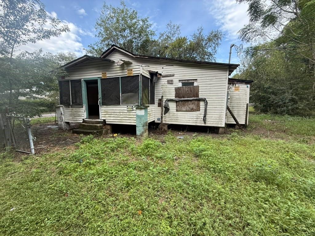 111 Cedar Ave Property Photo 1
