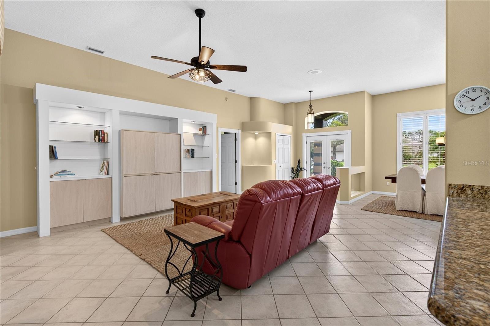 23 Creek Bluff Way Property Photo 9