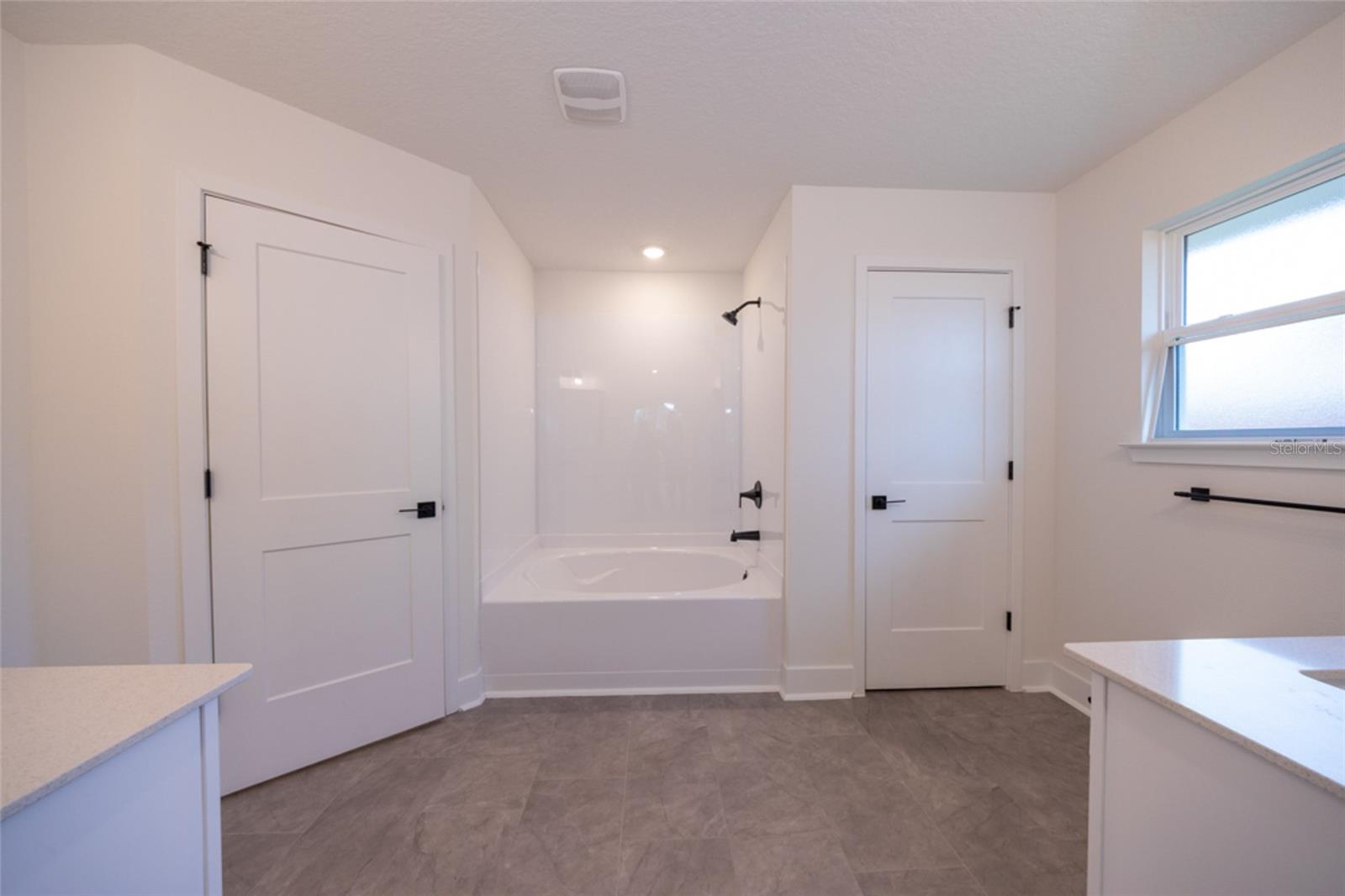 13 Princeton Lane Property Photo 14