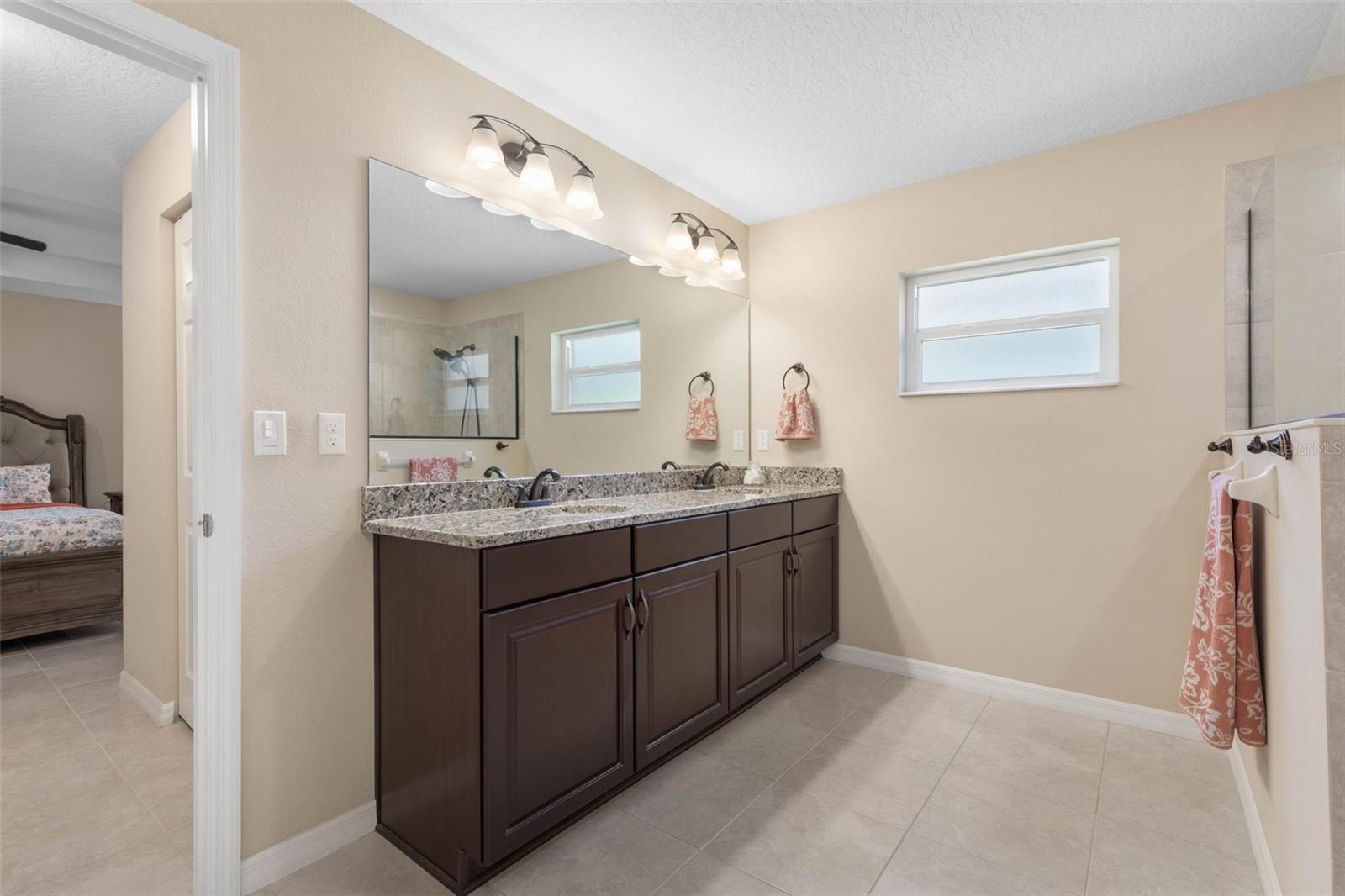 4 Edge Pl Property Photo 29