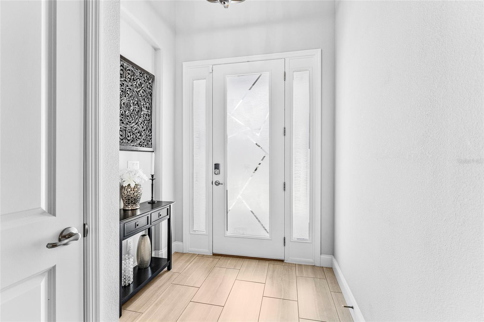 4 Spring St Property Photo 6