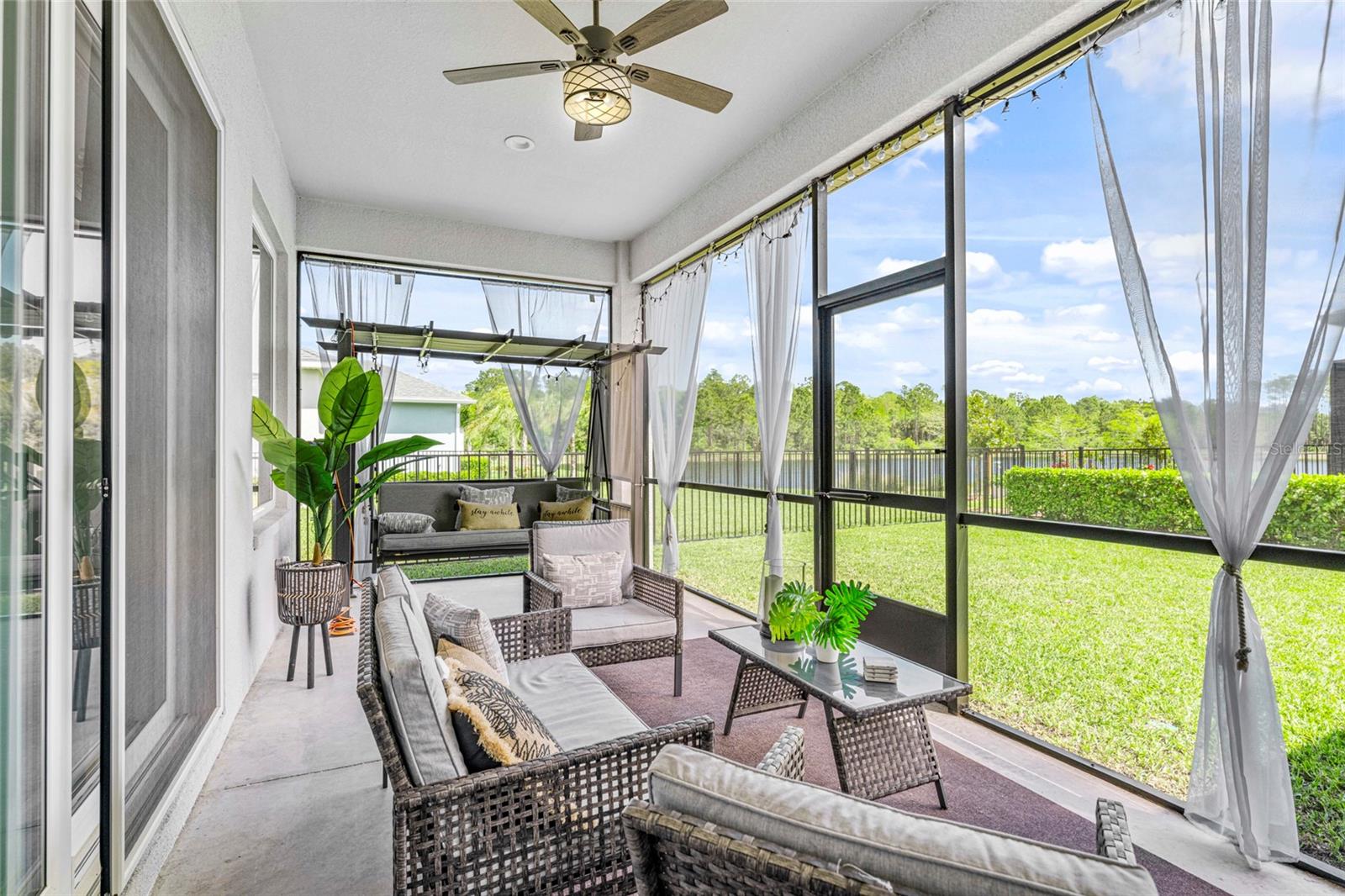 4 Spring St Property Photo 32