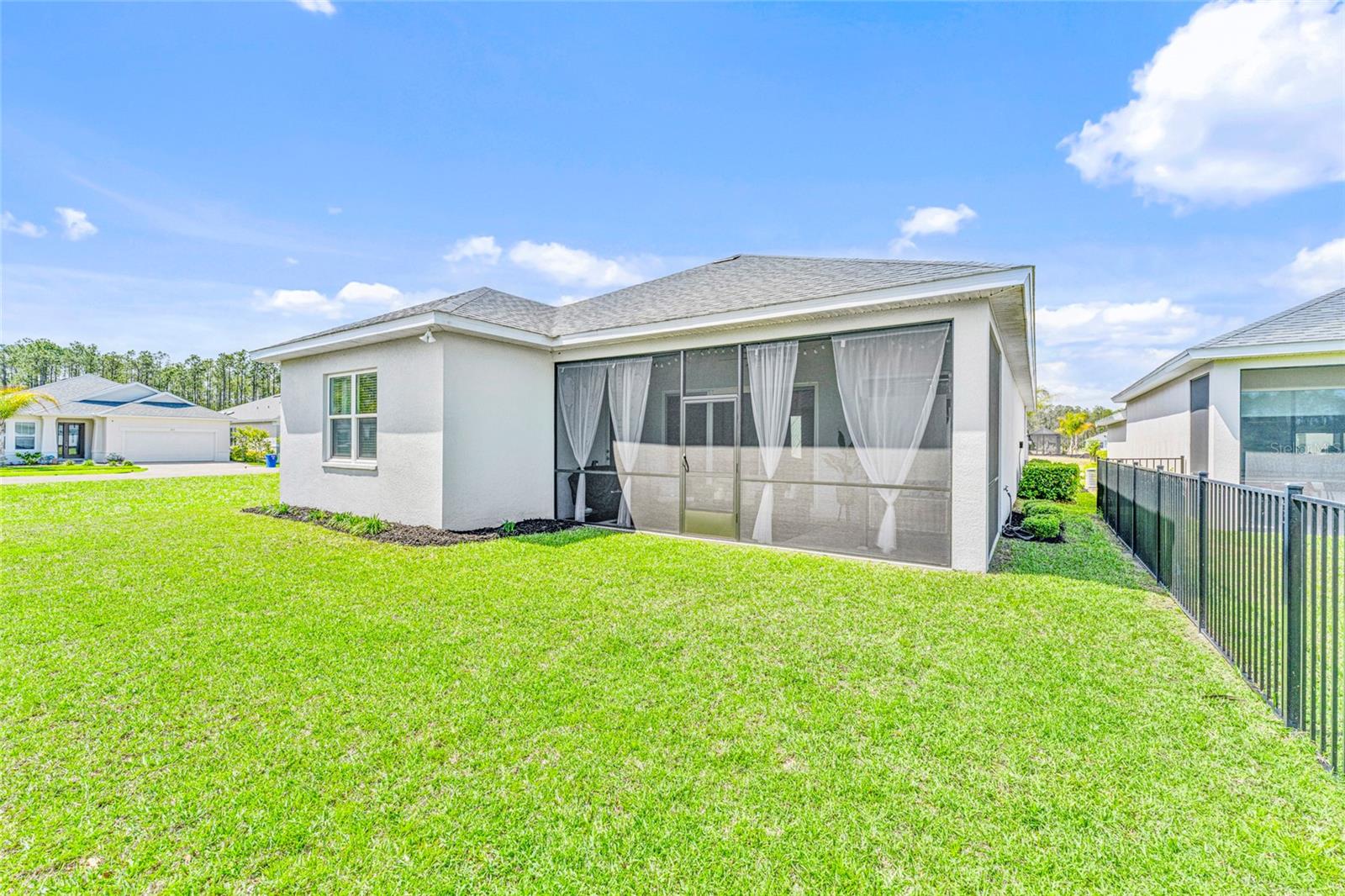 4 Spring St Property Photo 35