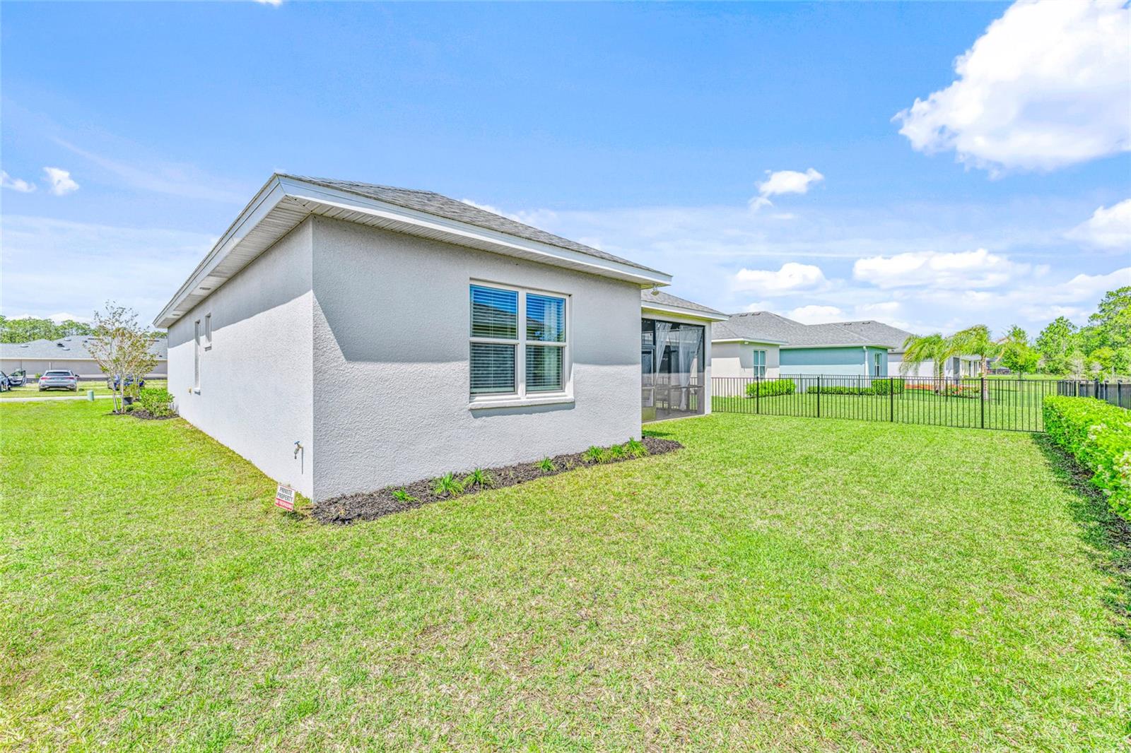 4 Spring St Property Photo 36