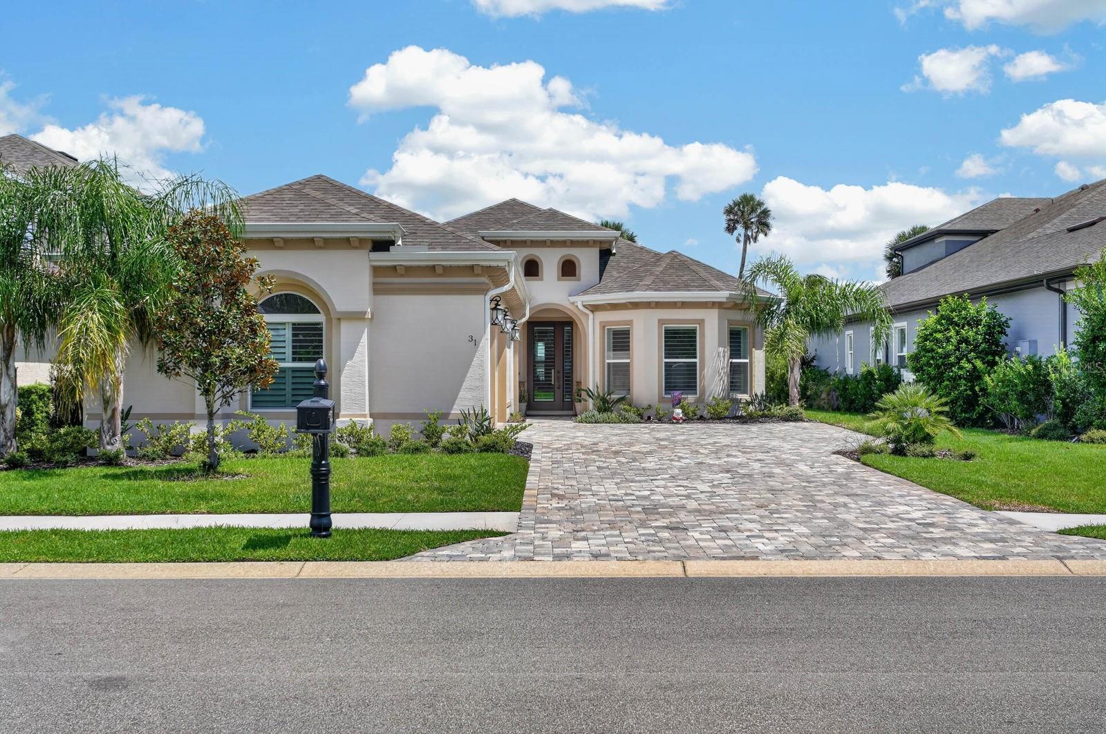 31 S Riverwalk Dr Property Photo 2