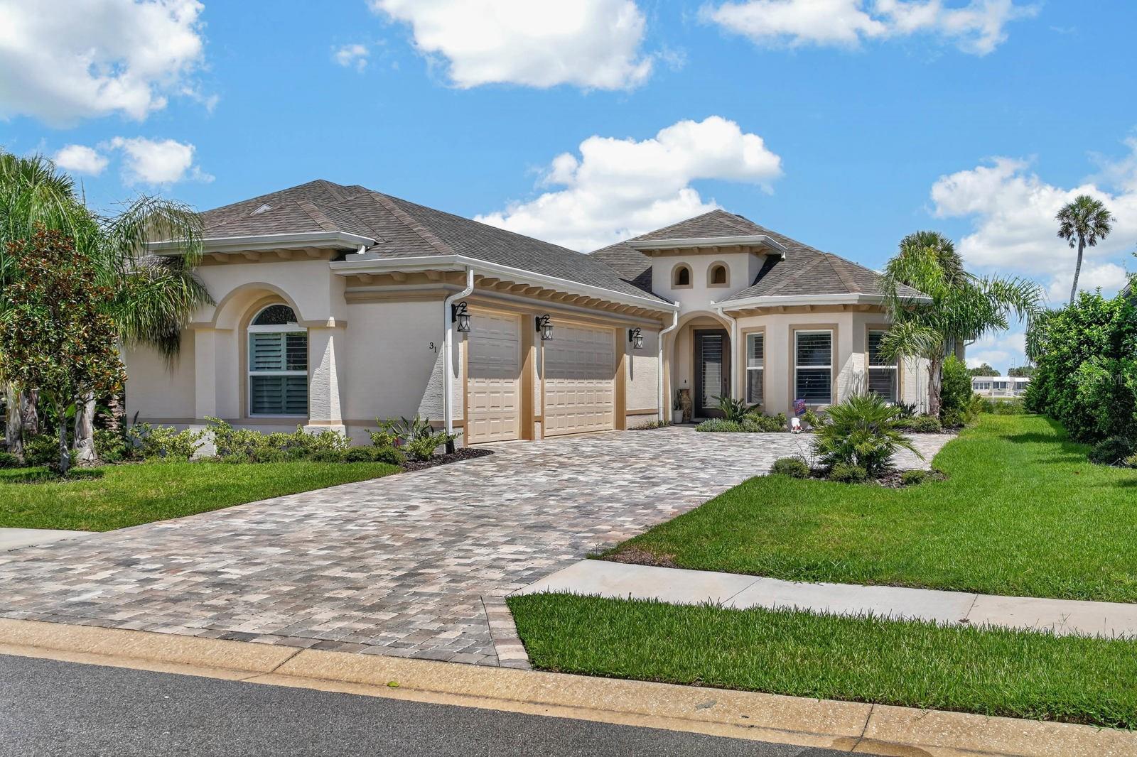 31 S Riverwalk Dr Property Photo 3