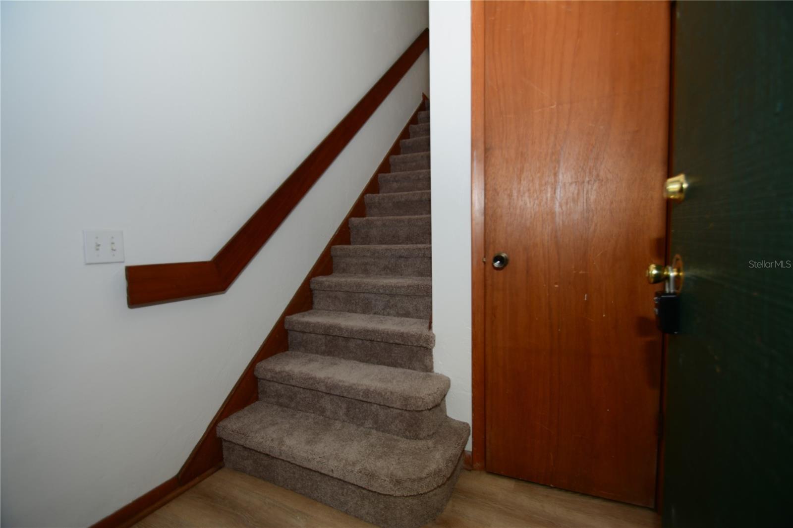 16 Oakmont Ct #16 Property Photo 3