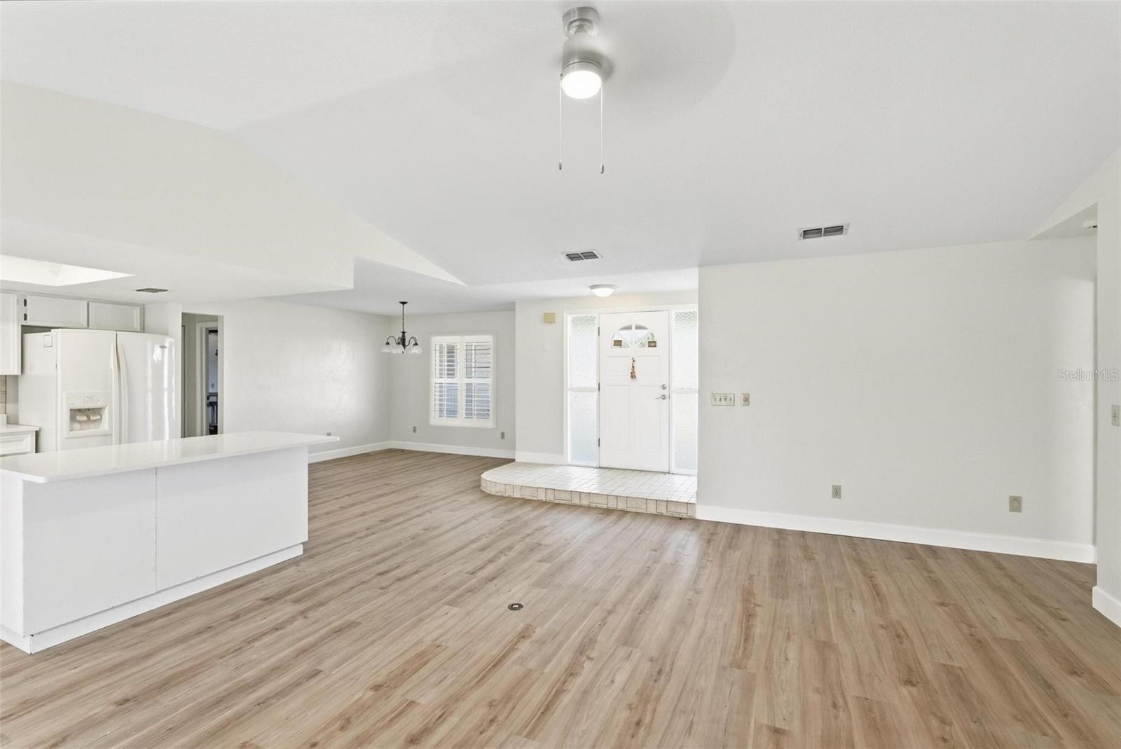 33 E Sea Harbor Property Photo 8