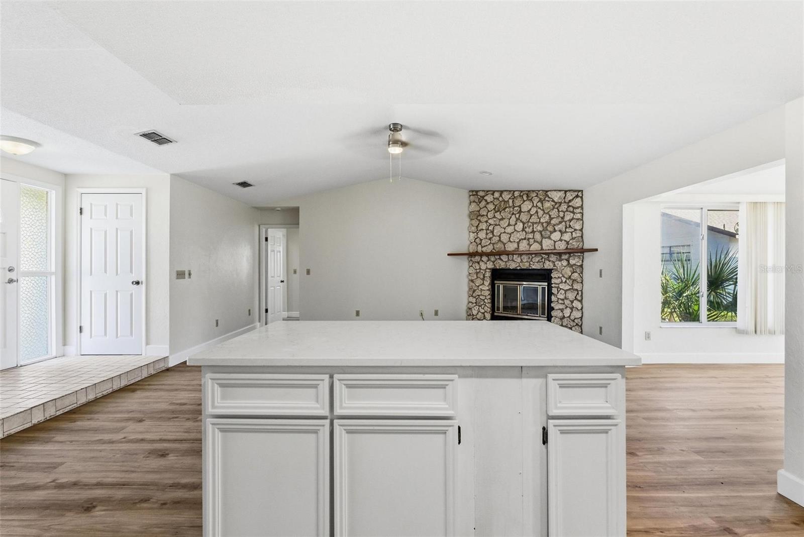 33 E Sea Harbor Property Photo 18