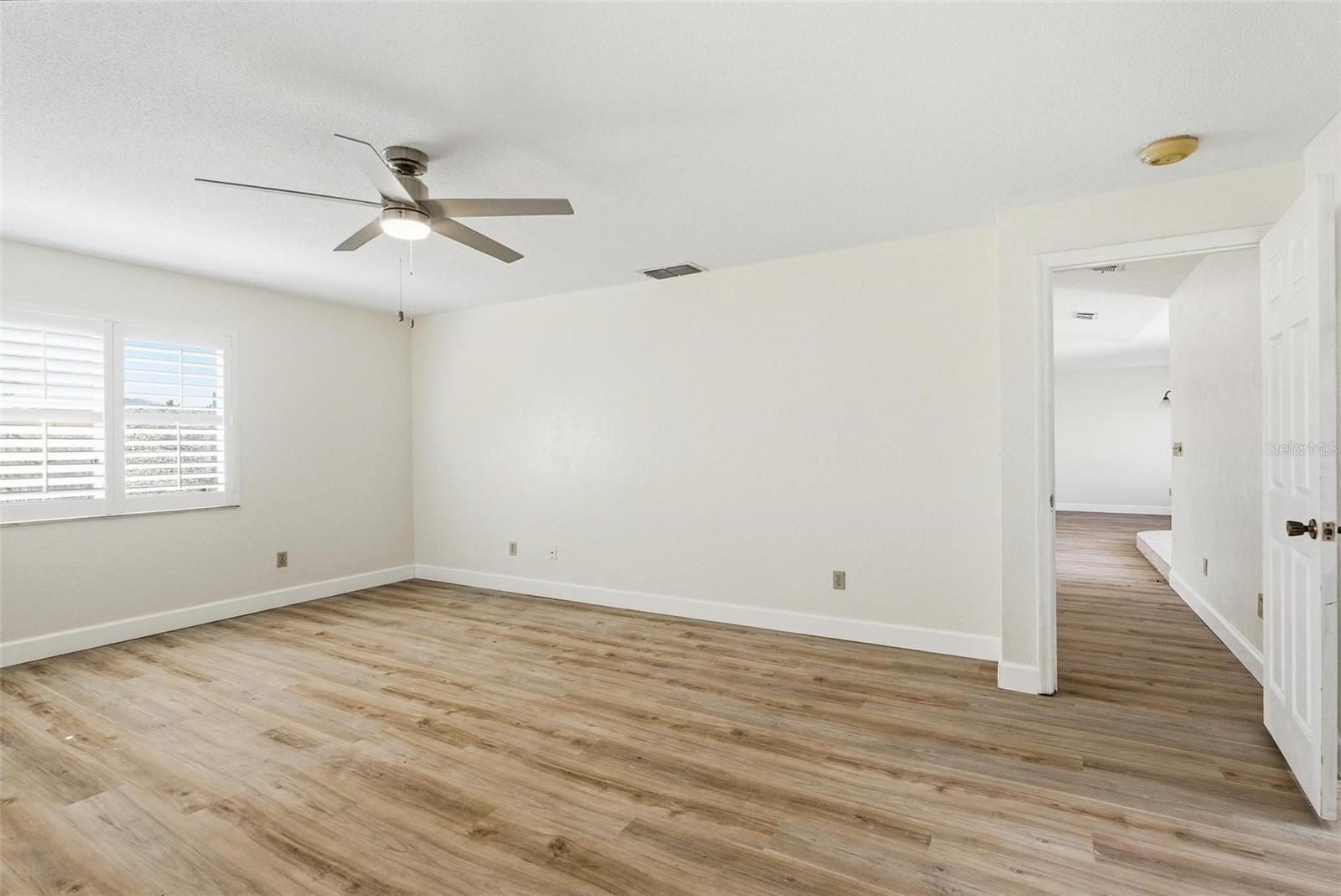 33 E Sea Harbor Property Photo 21