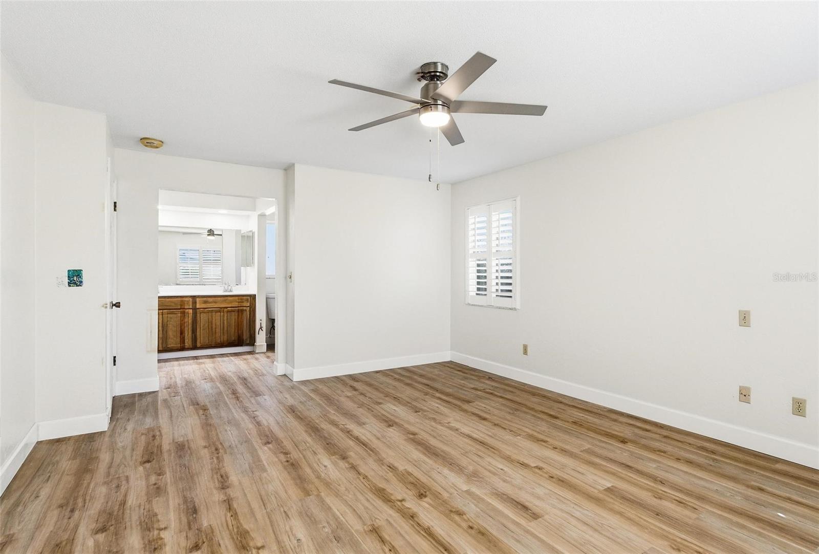 33 E Sea Harbor Property Photo 22