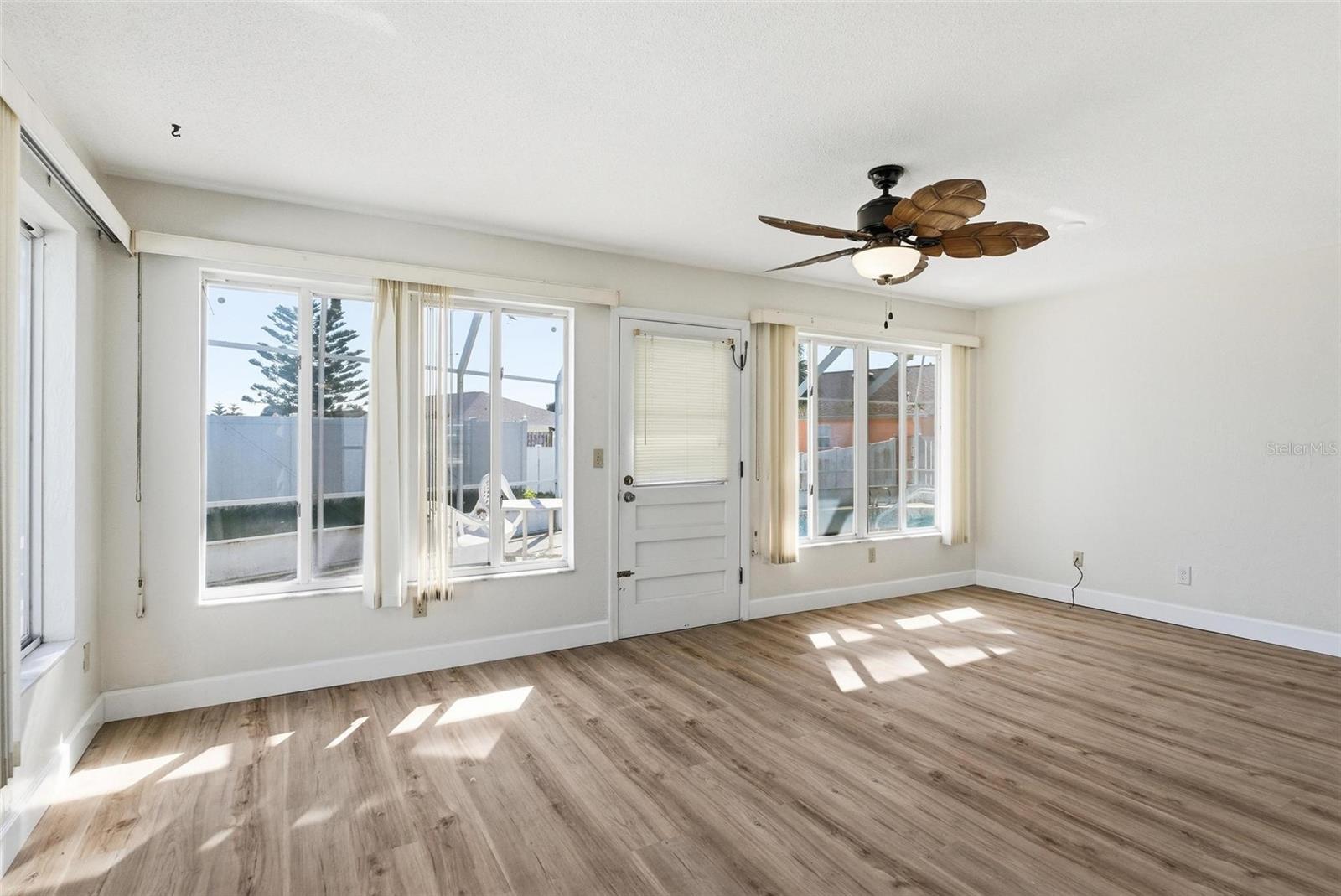 33 E Sea Harbor Property Photo 46