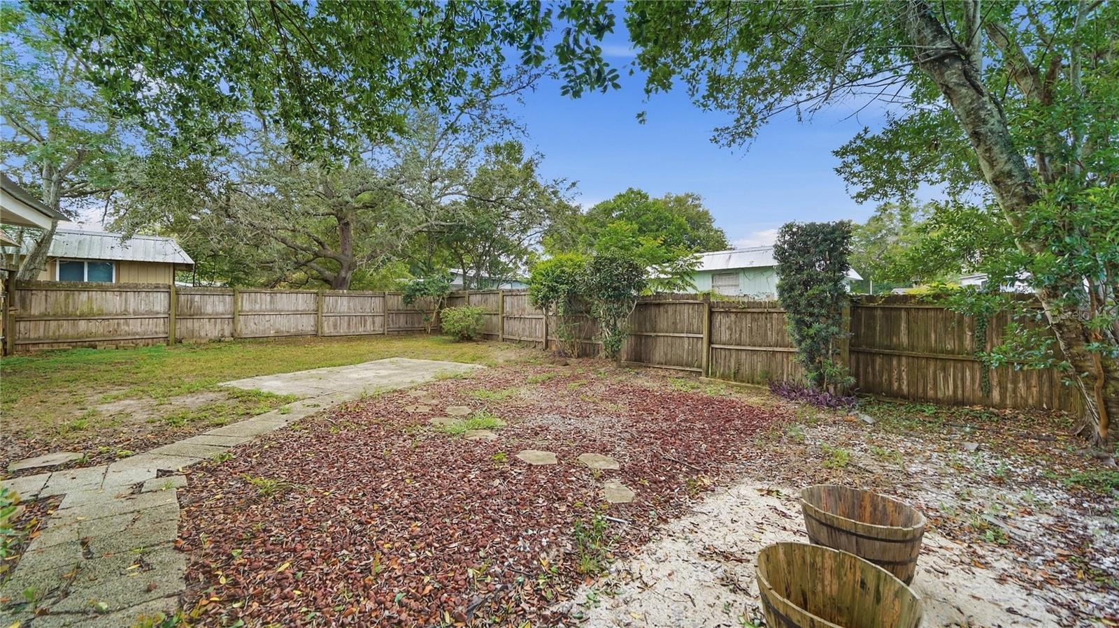 134 Shores Blvd Property Photo 29