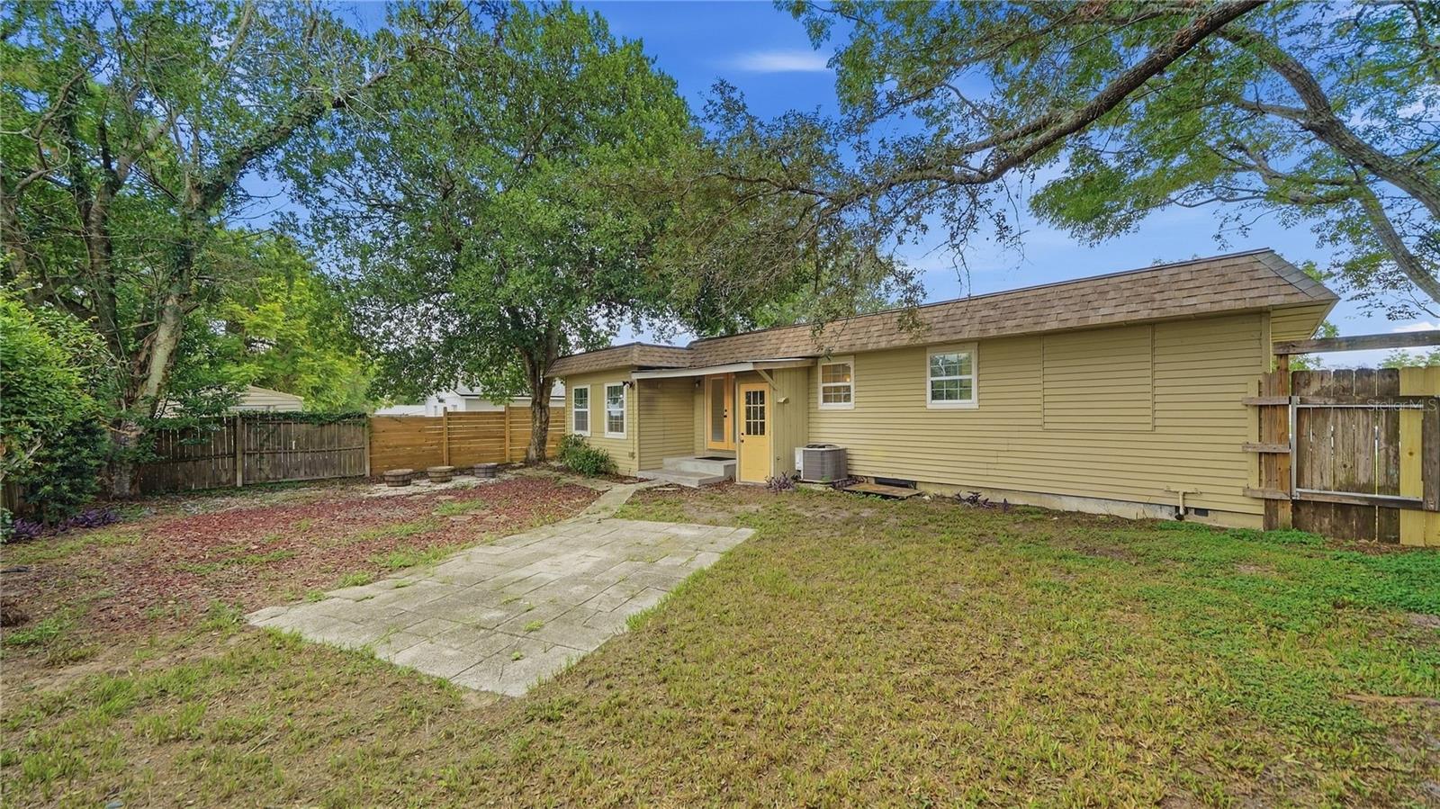 134 Shores Blvd Property Photo 31
