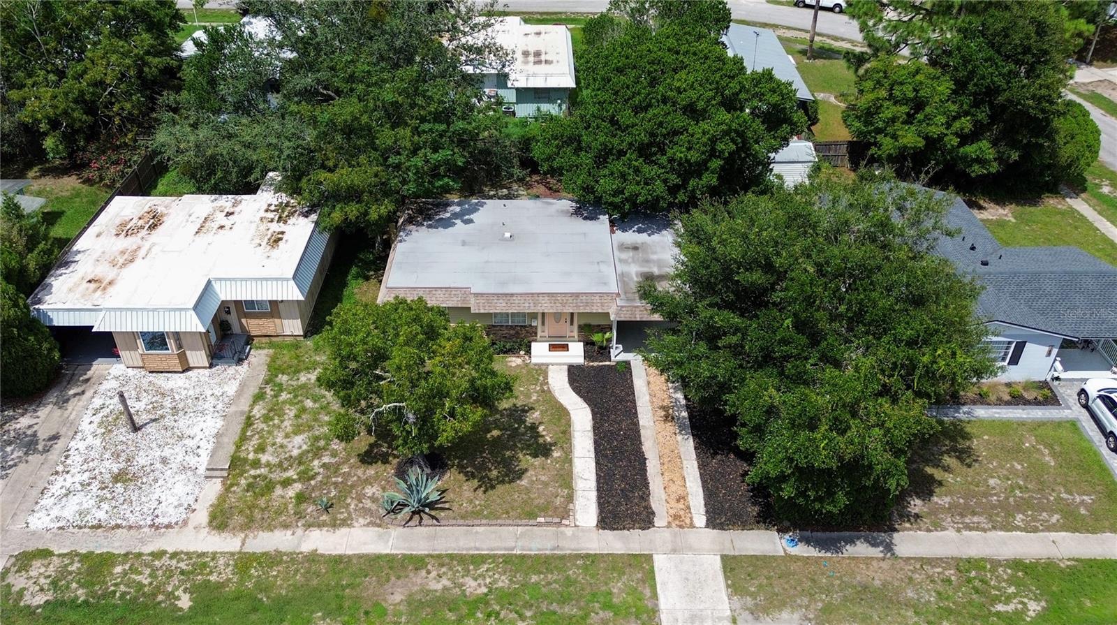 134 Shores Blvd Property Photo 36