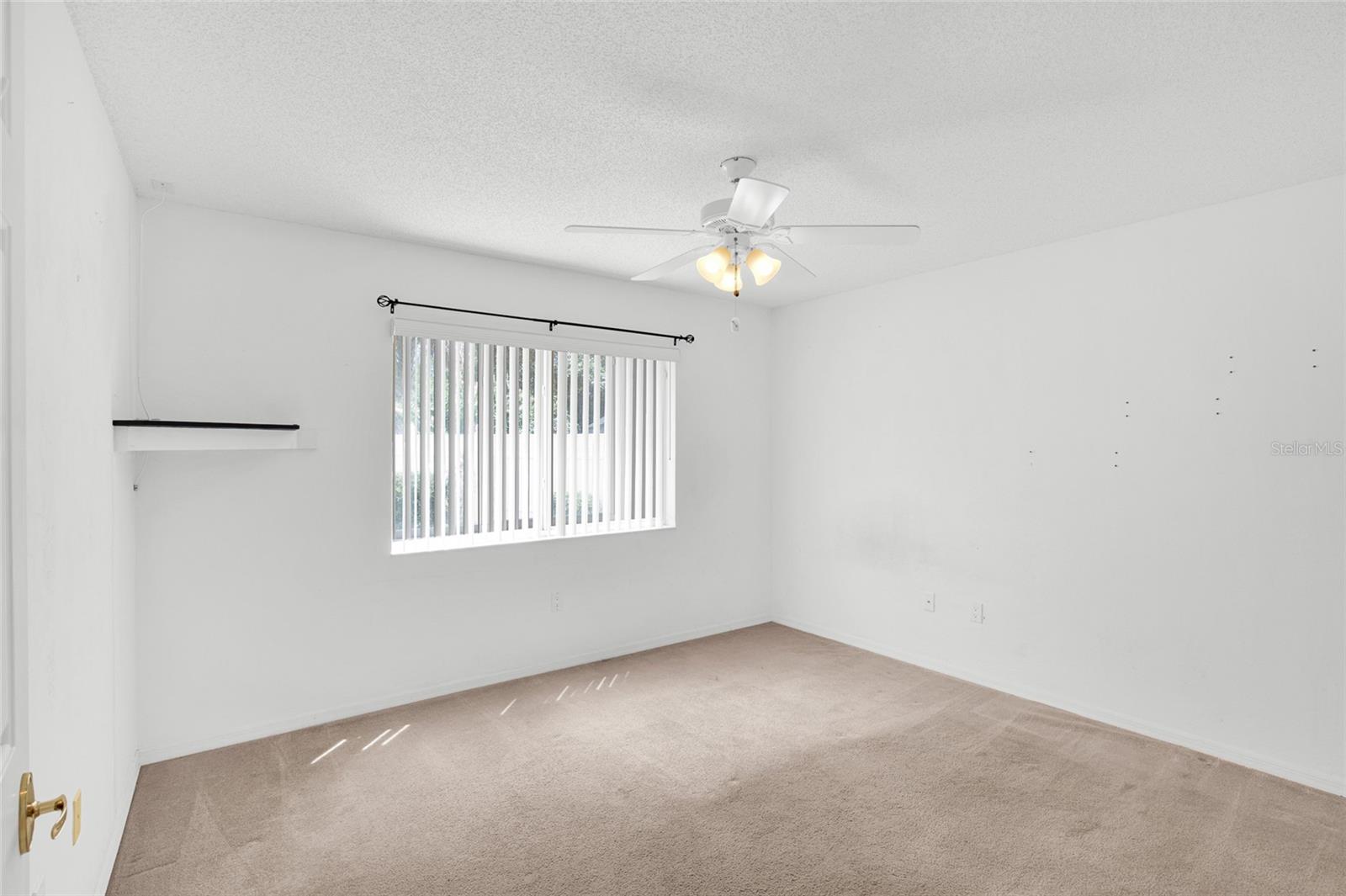 35 Westgate Ln Property Photo 19