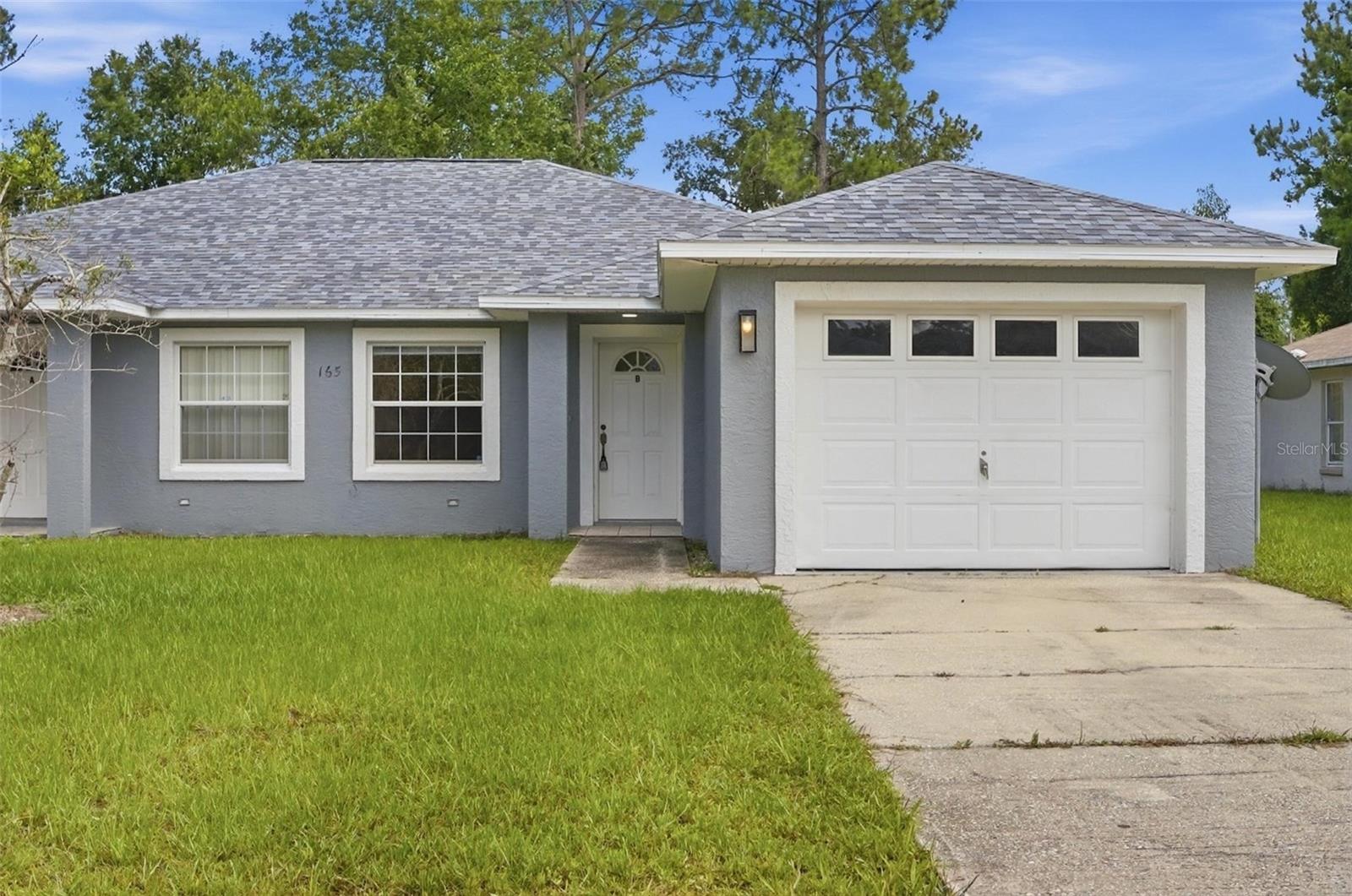 165 PLAIN VIEW DR #B Property Photo 1