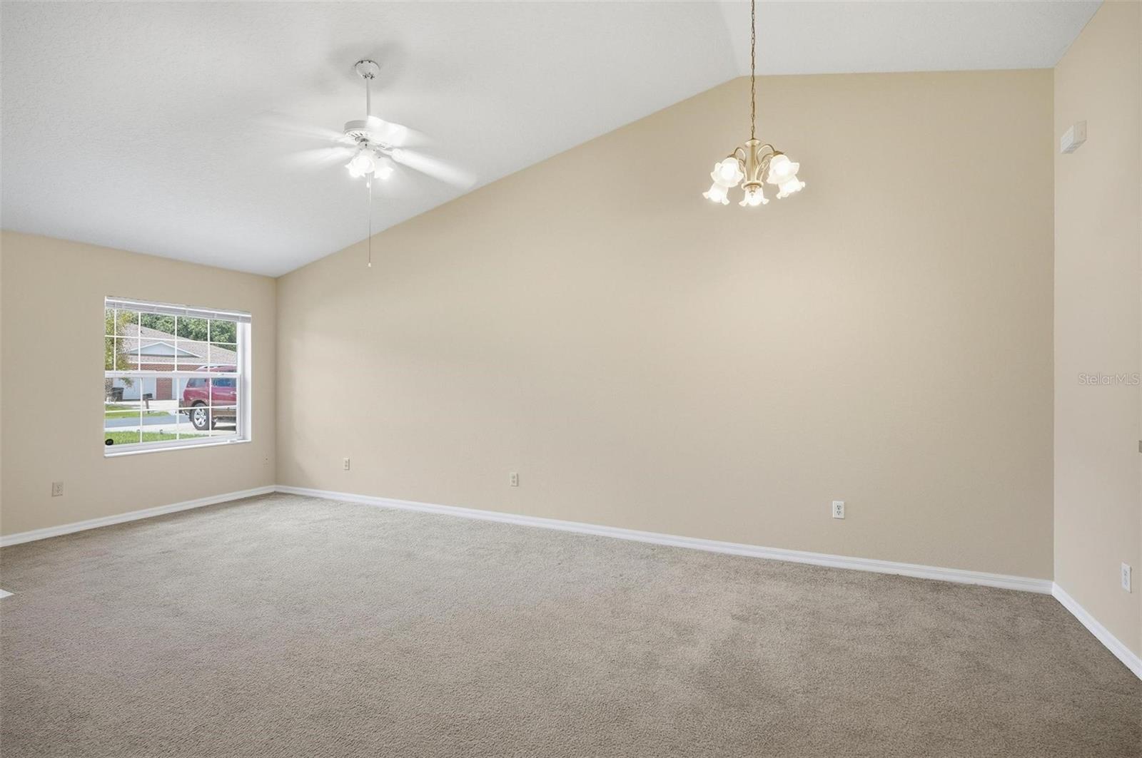 165 Plain View Dr #b Property Photo 7