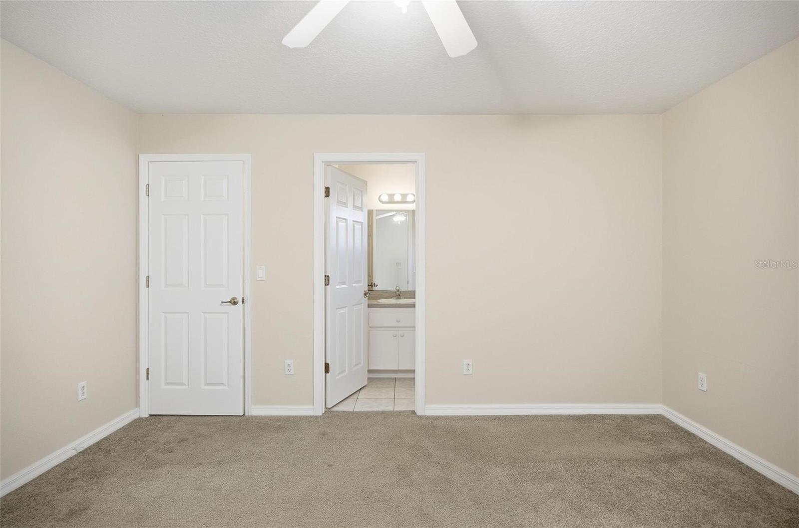 165 Plain View Dr #b Property Photo 20