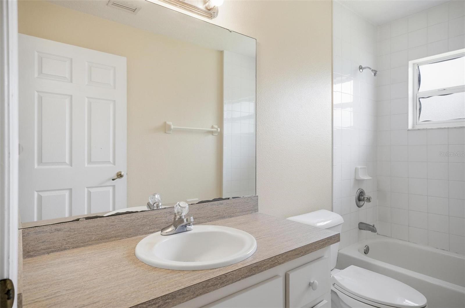 165 Plain View Dr #b Property Photo 32