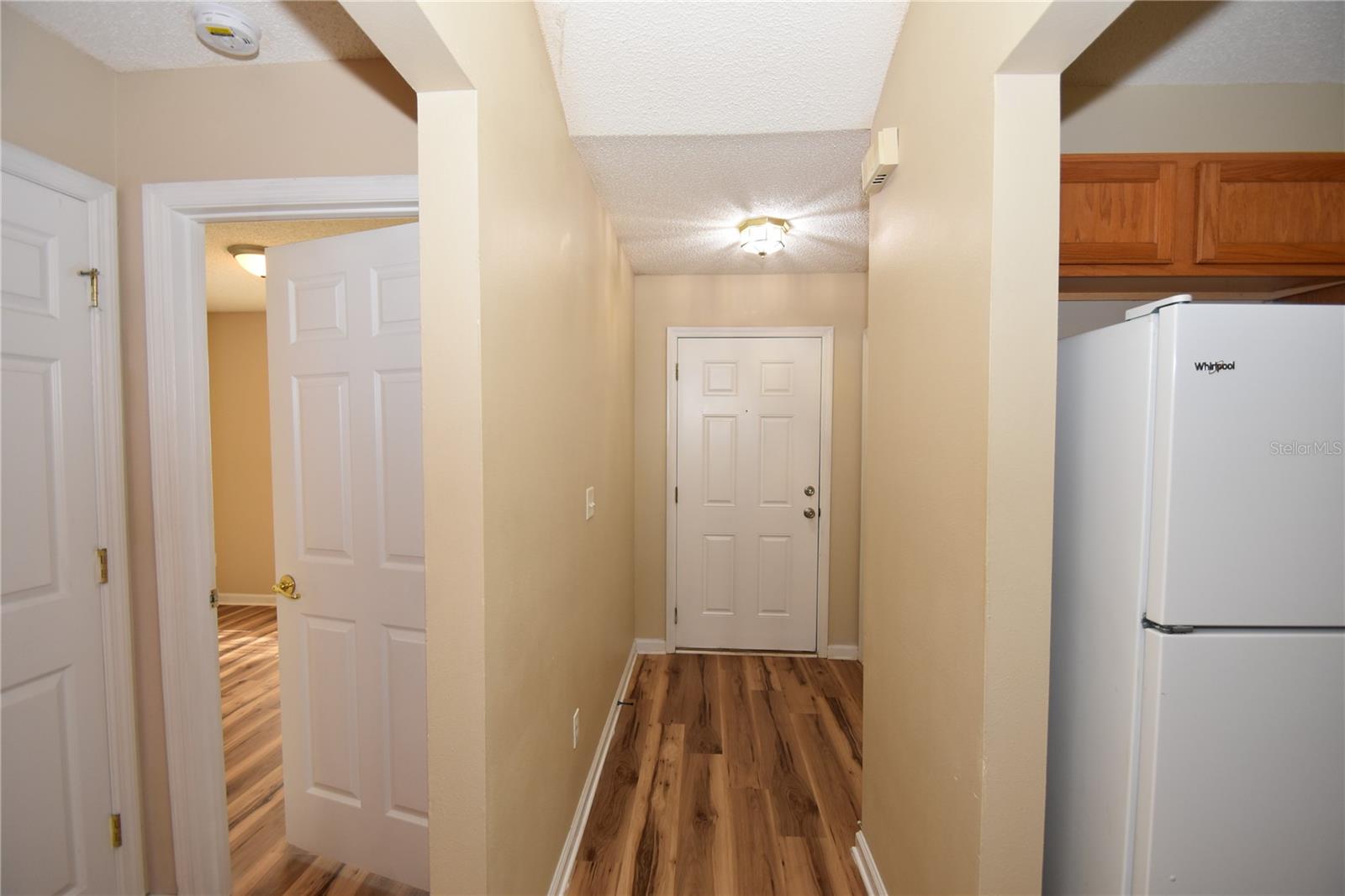 33 Rosepetal Ln #b Property Photo 4