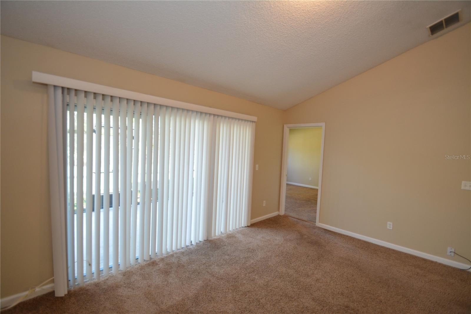 33 Rosepetal Ln #b Property Photo 11