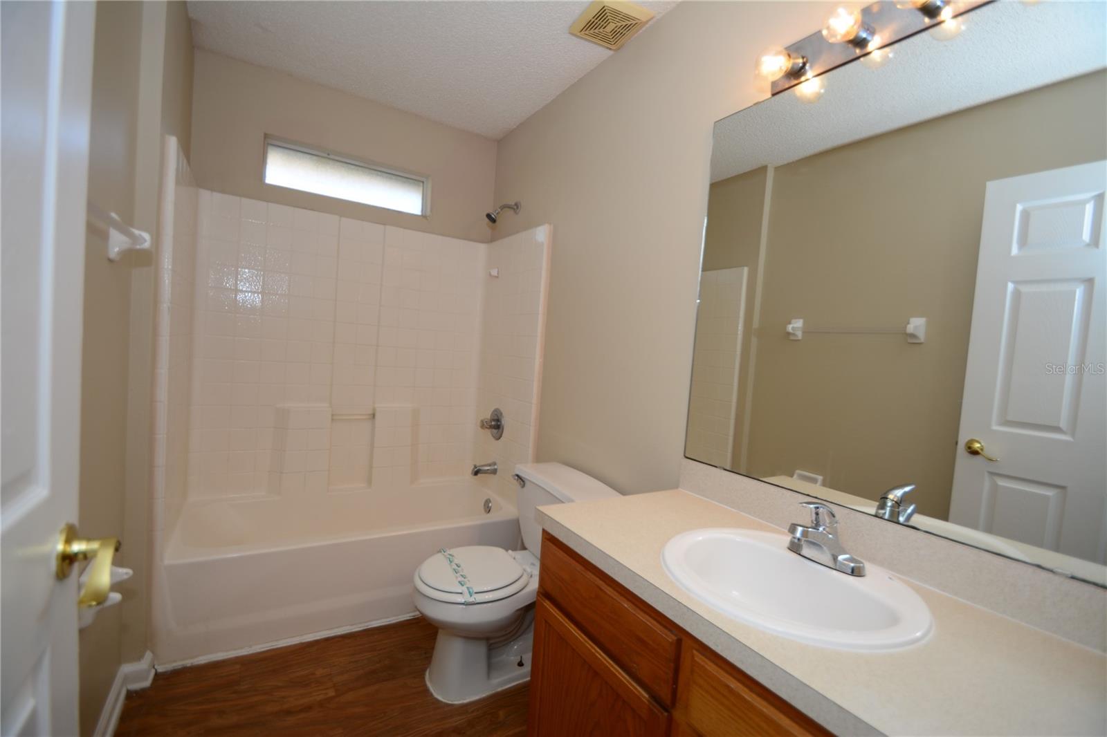 33 Rosepetal Ln #b Property Photo 17