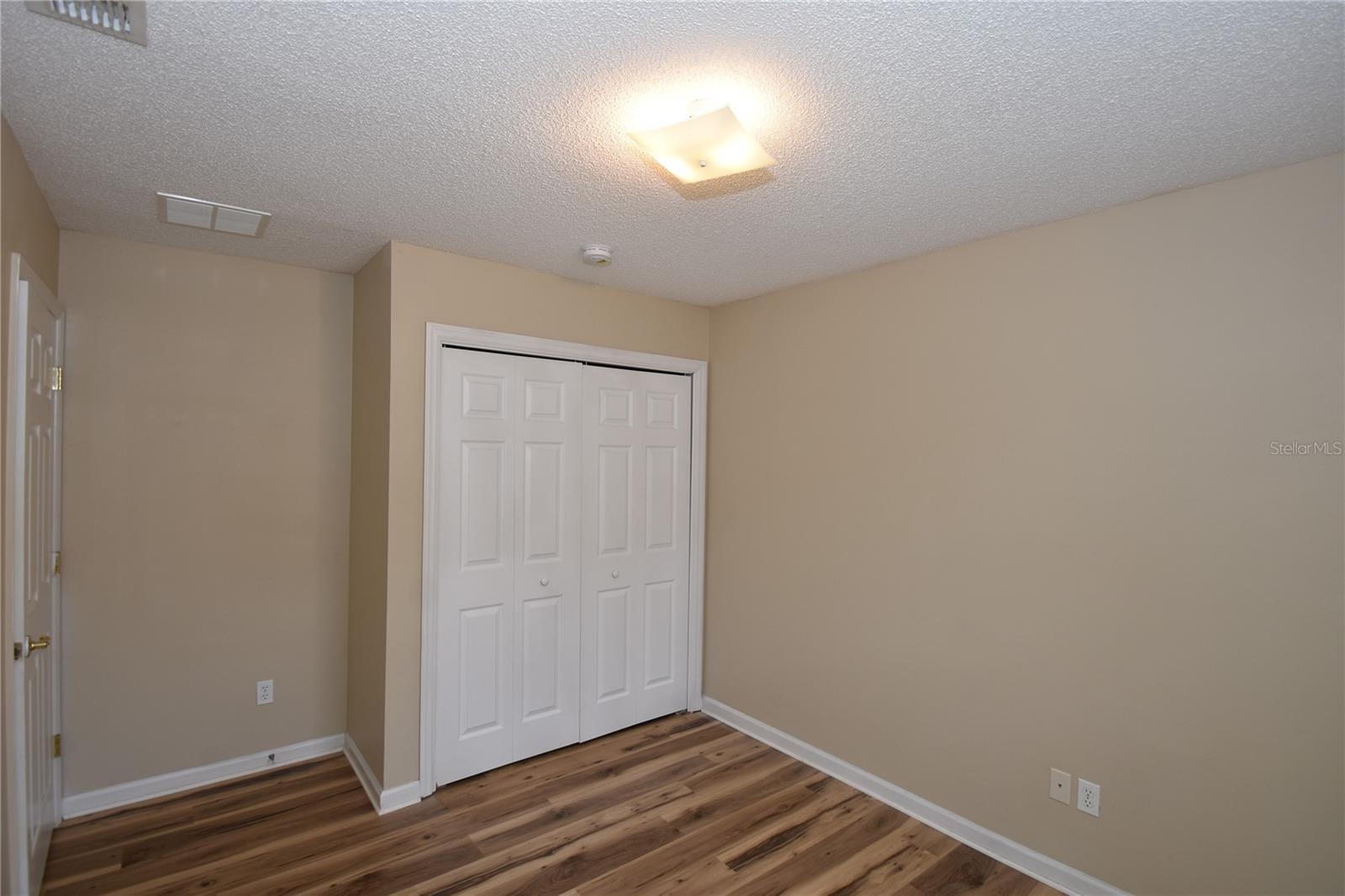 33 Rosepetal Ln #b Property Photo 22
