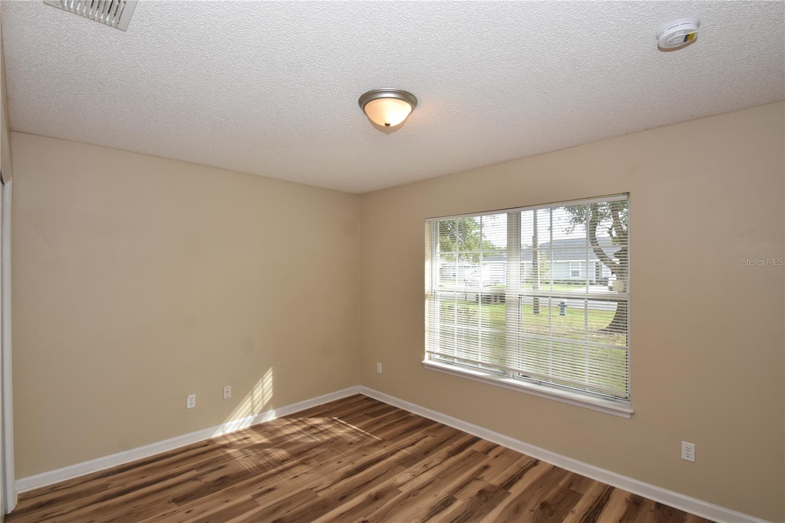33 Rosepetal Ln #b Property Photo 24
