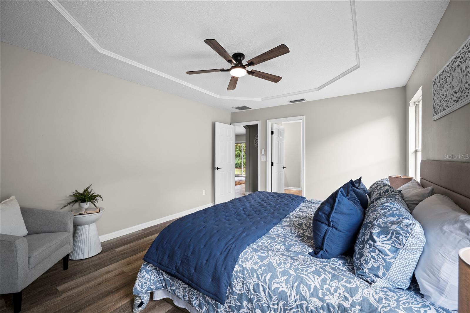 4048 Edgeland Trl Property Photo 29