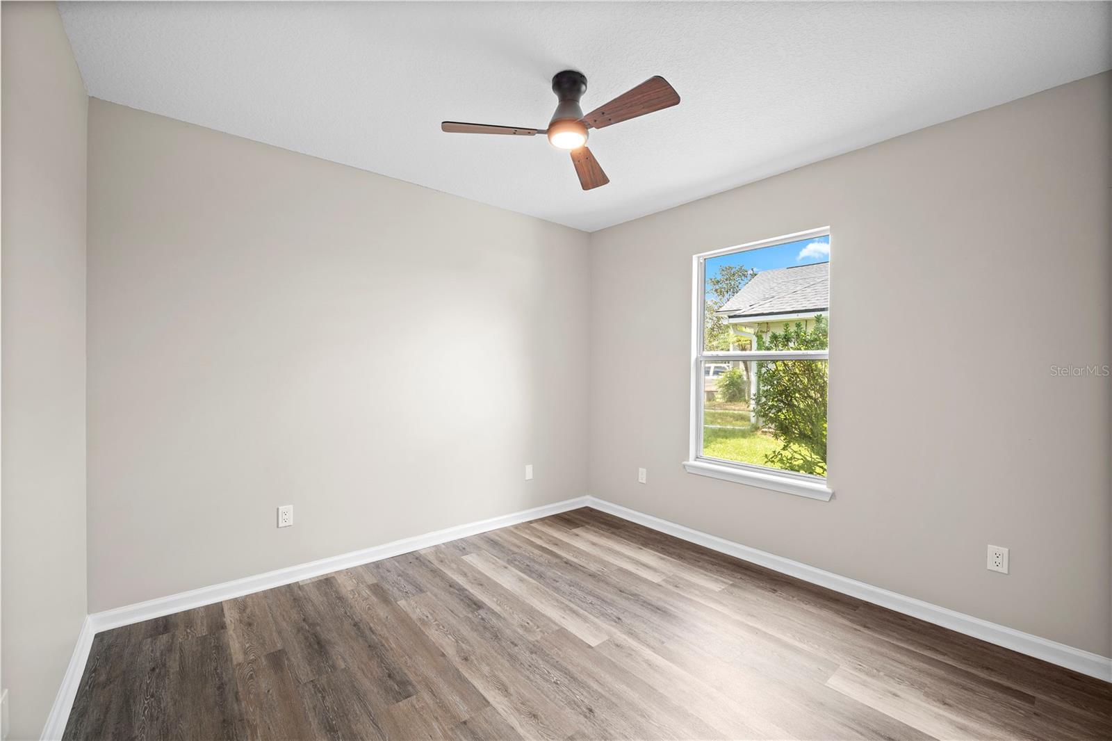 4048 Edgeland Trl Property Photo 39