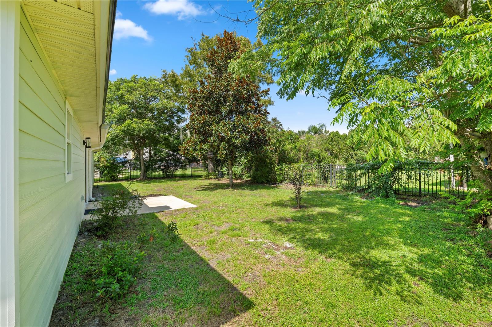 4048 Edgeland Trl Property Photo 48
